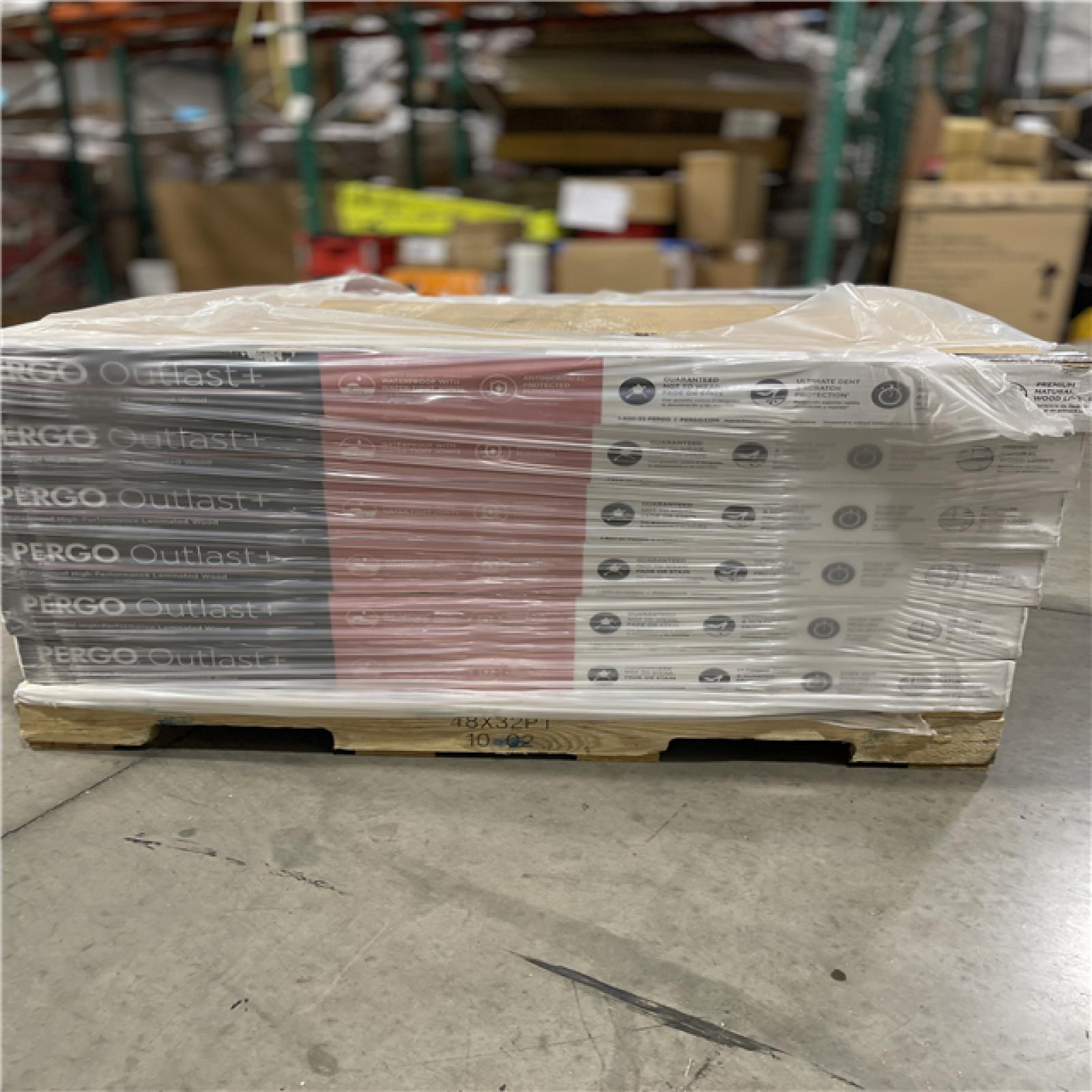 DALLAS LOCATION - Pergo Outlast+ Java Scraped Oak 12 mm T x 6.1 in. W Waterproof Laminate Wood Flooring PALLET-(24 UNITS)