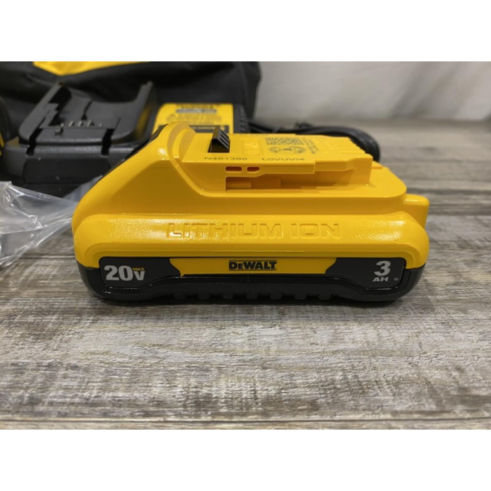 AS-IS DEWALT ATOMIC 20V Cordless 1/2 in. Compact Hammer Drill Kit