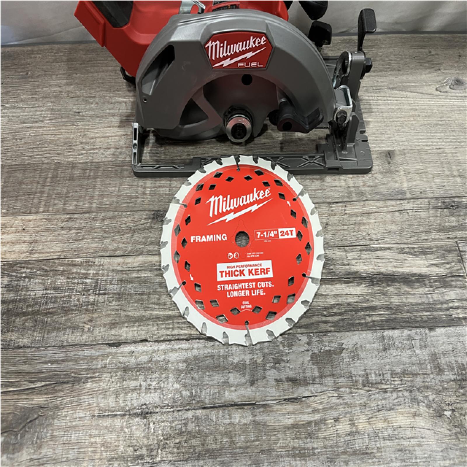 AS-IS Milwaukee FUEL 18V Lithium-Ion Brushless Cordless 7-1/4 in. Circular Saw (Tool-Only)