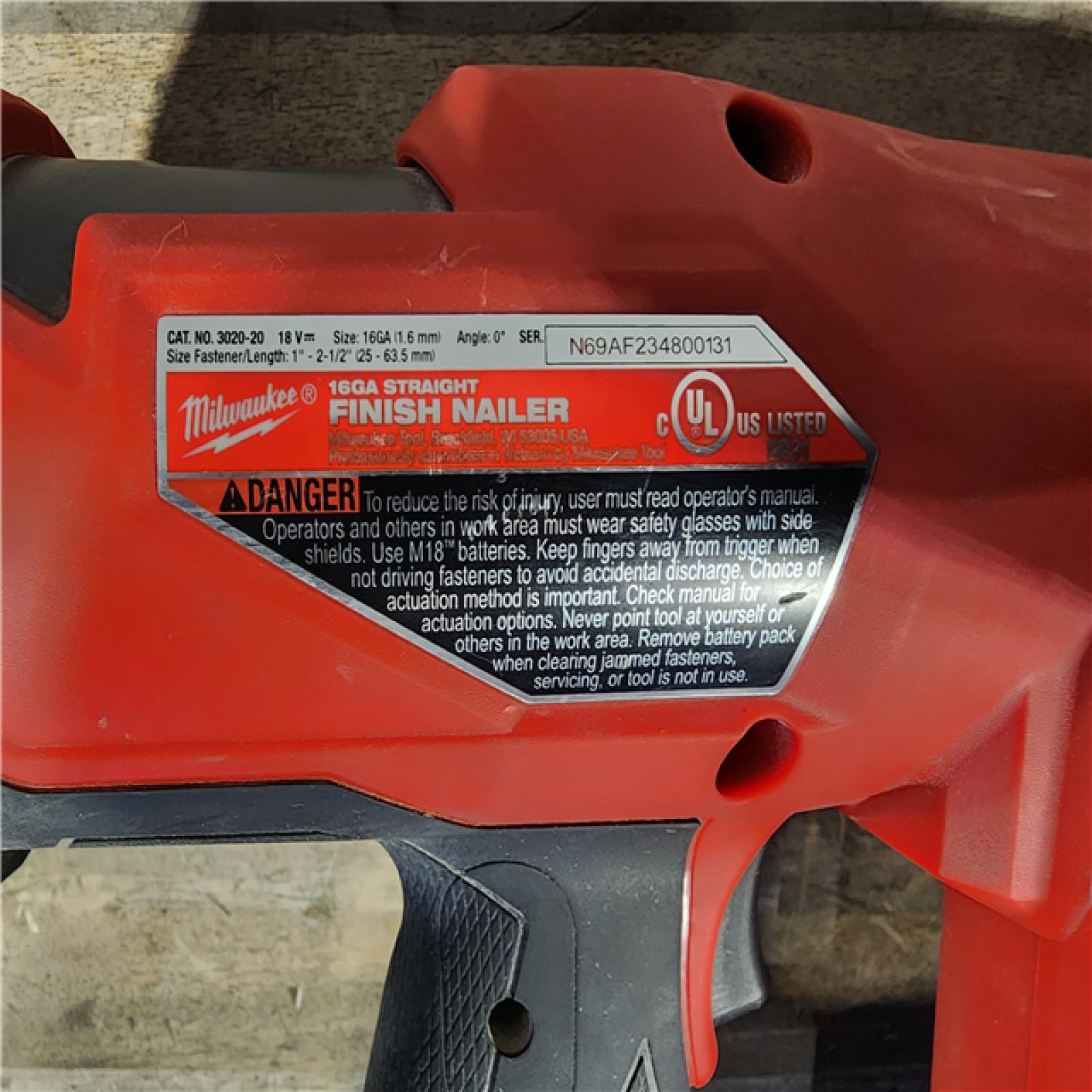 HOUSTON LOCATION - AS-IS MILWAUKEE 16 GAUGE STRAIGHT FINISH NAILER (TOOL ONLY)