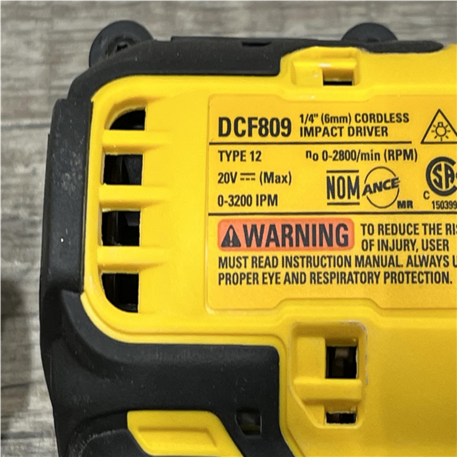 AS-IS DEWALT ATOMIC 20-Volt MAX Lithium-Ion Cordless Combo Kit
