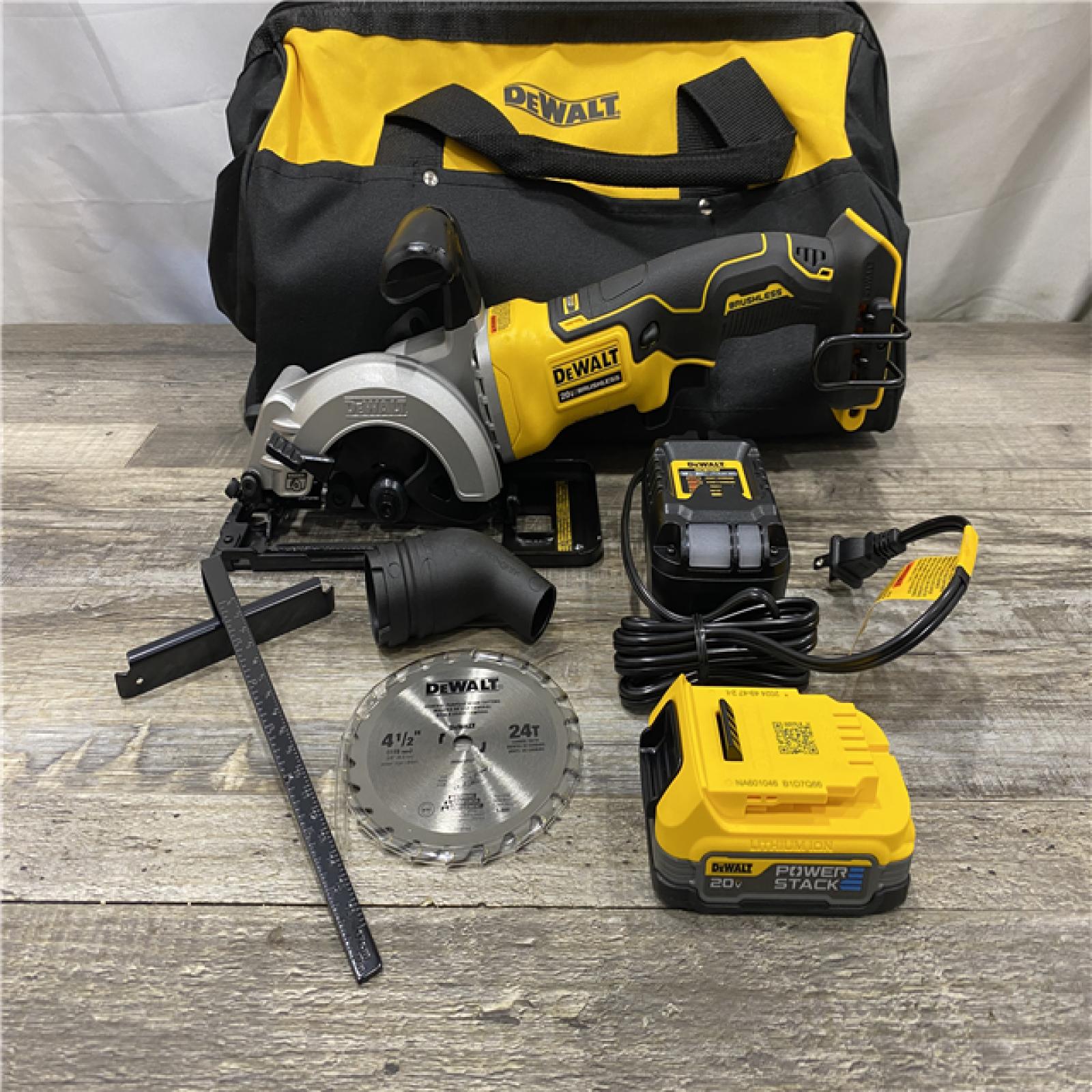 AS-IS DEWALT Atomic 20-Volt Maximum Lithium-Ion Cordless Brushless 4-1/2 in. Circular Saw Kit