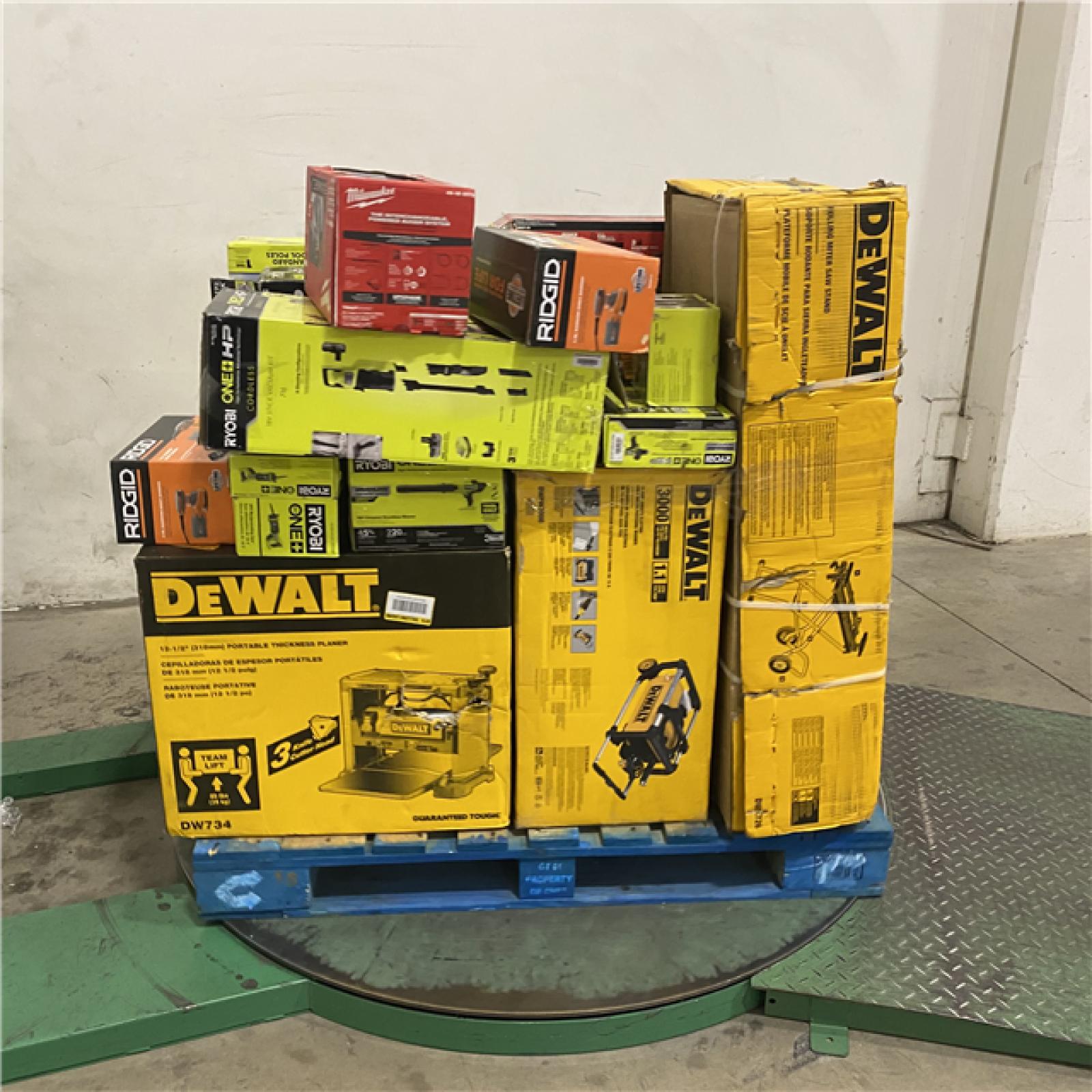 Dallas Location - As-Is Tool Pallet