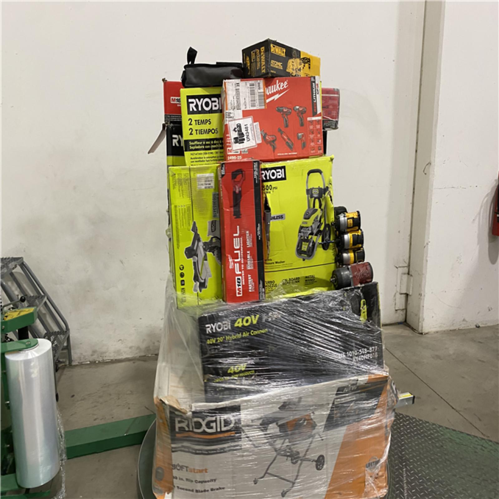 Dallas Location - As-Is Tool Pallet