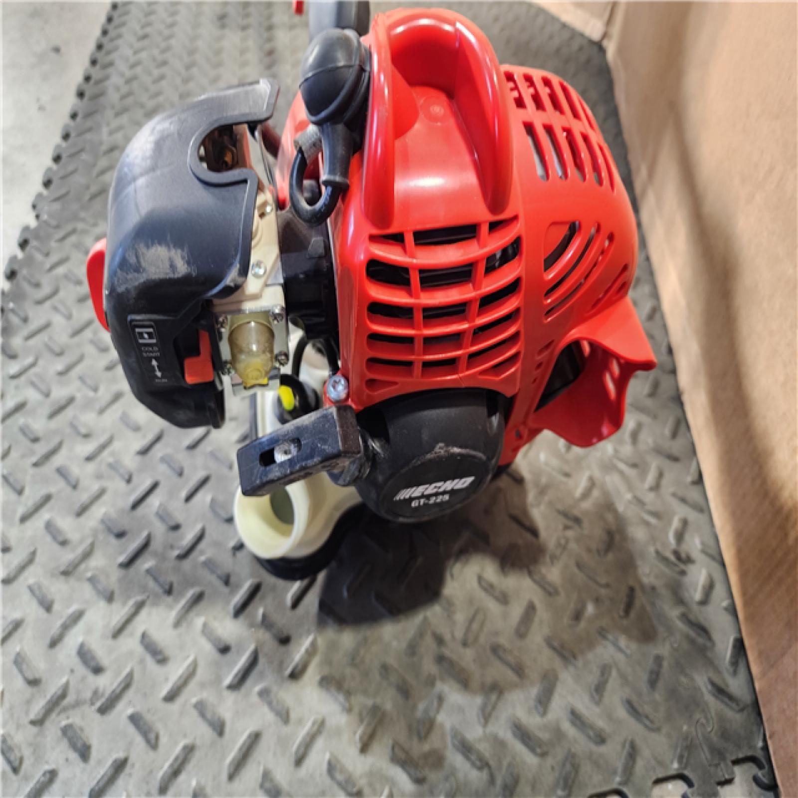 HOUSTON LOCATION - AS-IS Echo GT-225 21.2cc 2 Stroke Lightweight Durable Gas Curved Shaft String Trimmer