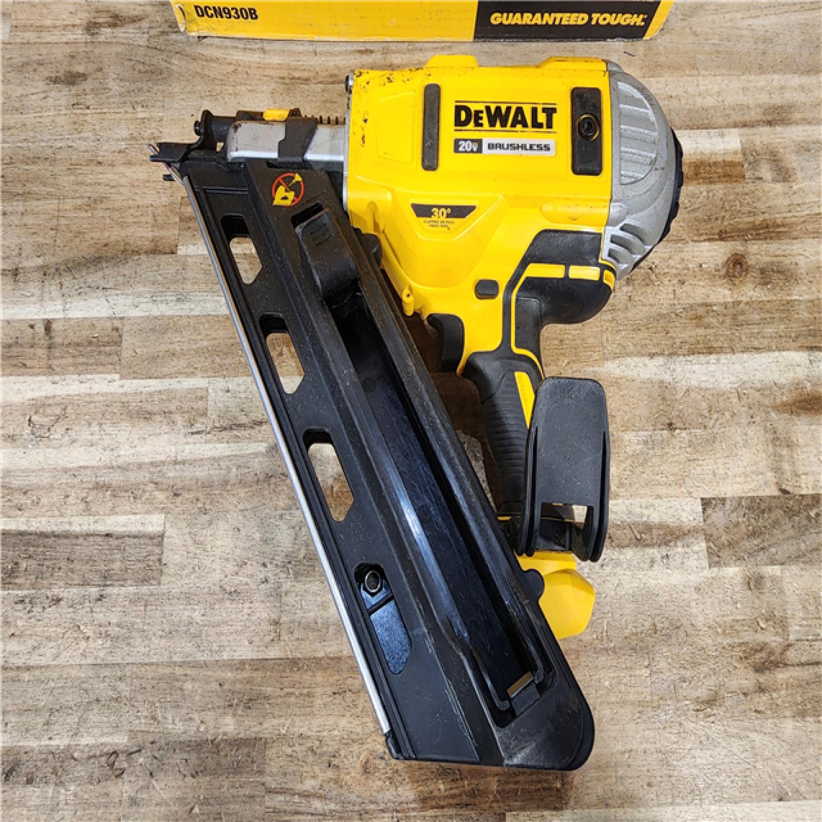 HOUSTON LOCATION - AS - IS DEWALT 20V 30 Degree Cordless Framing Nailer (Tool-Only)
