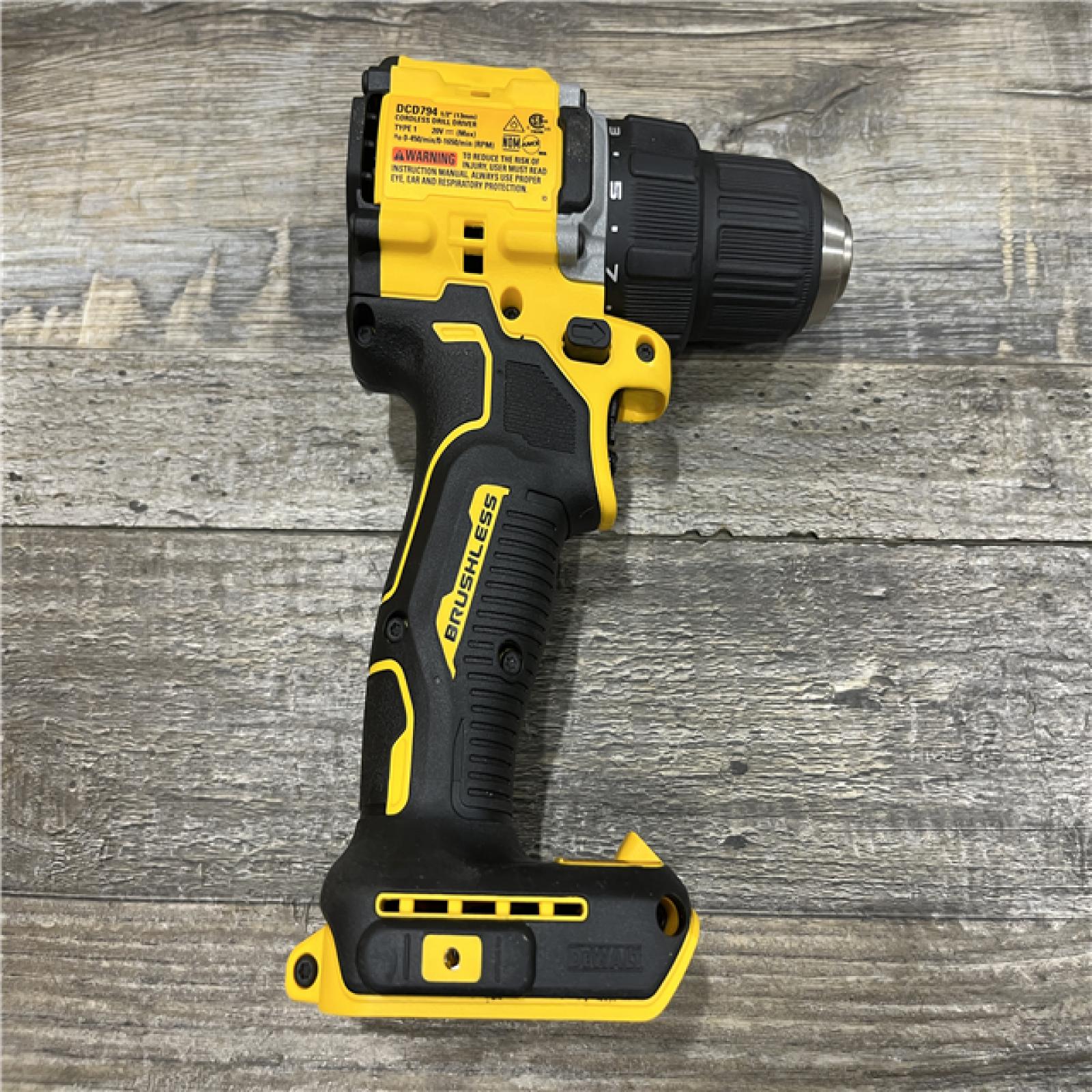 AS-IS DEWALT Atomic 20V Lithium-Ion Cordless Compact 1/2 in. Drill/Driver Kit