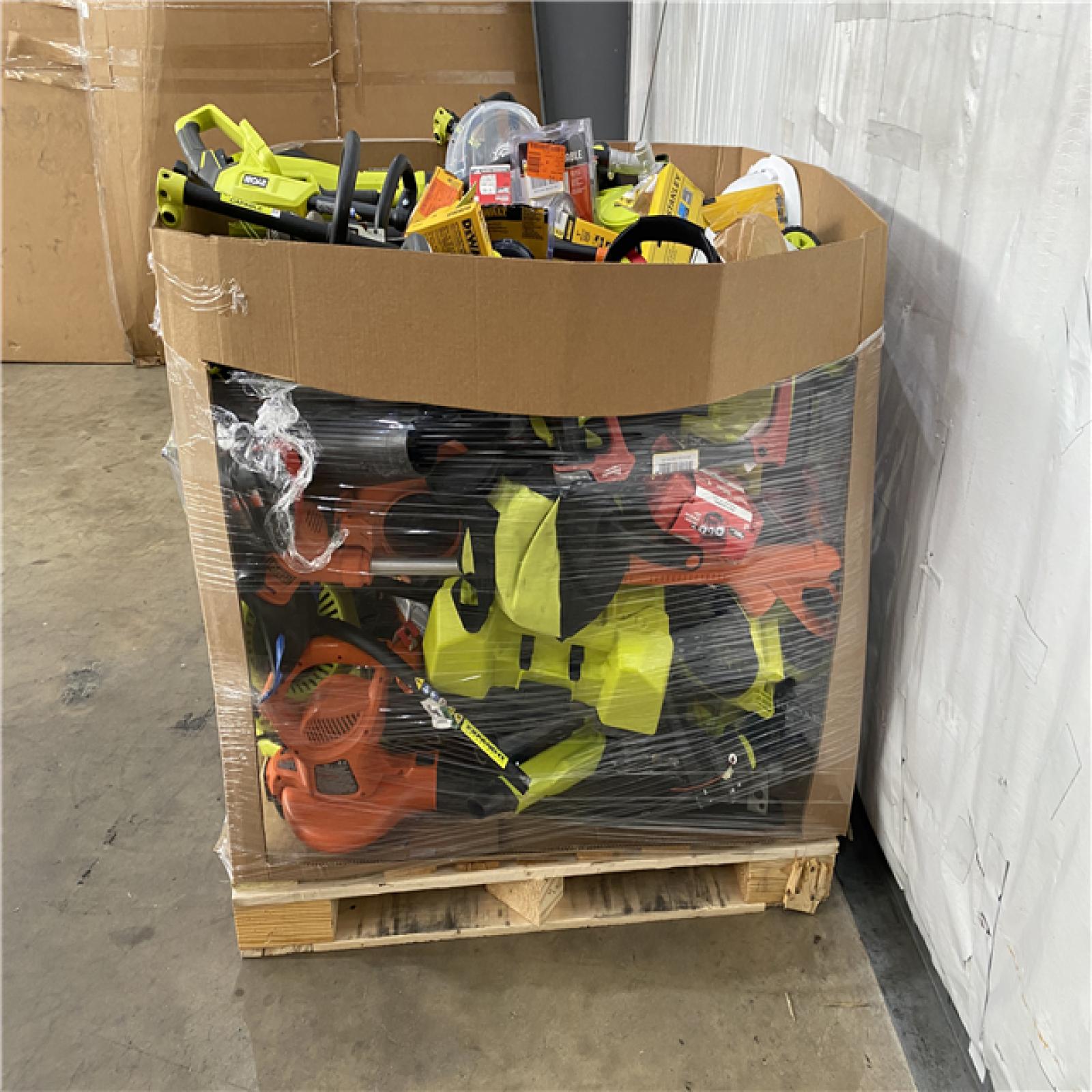 Houston Location AS IS - Tool Pallet