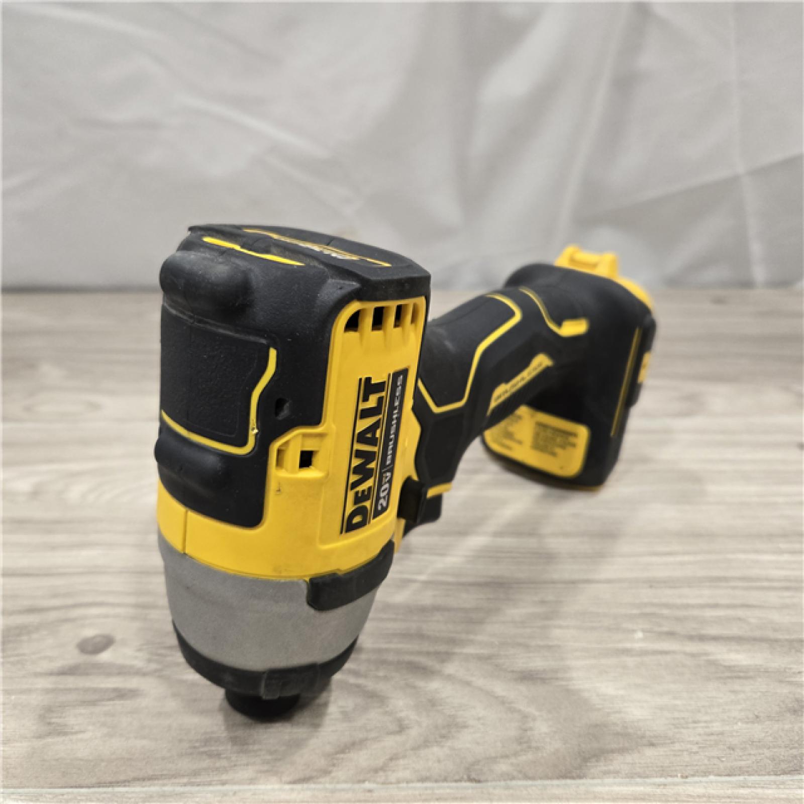AS-IS DeWALT ATOMIC 20V MAX Cordless Compact Impact Driver Kit