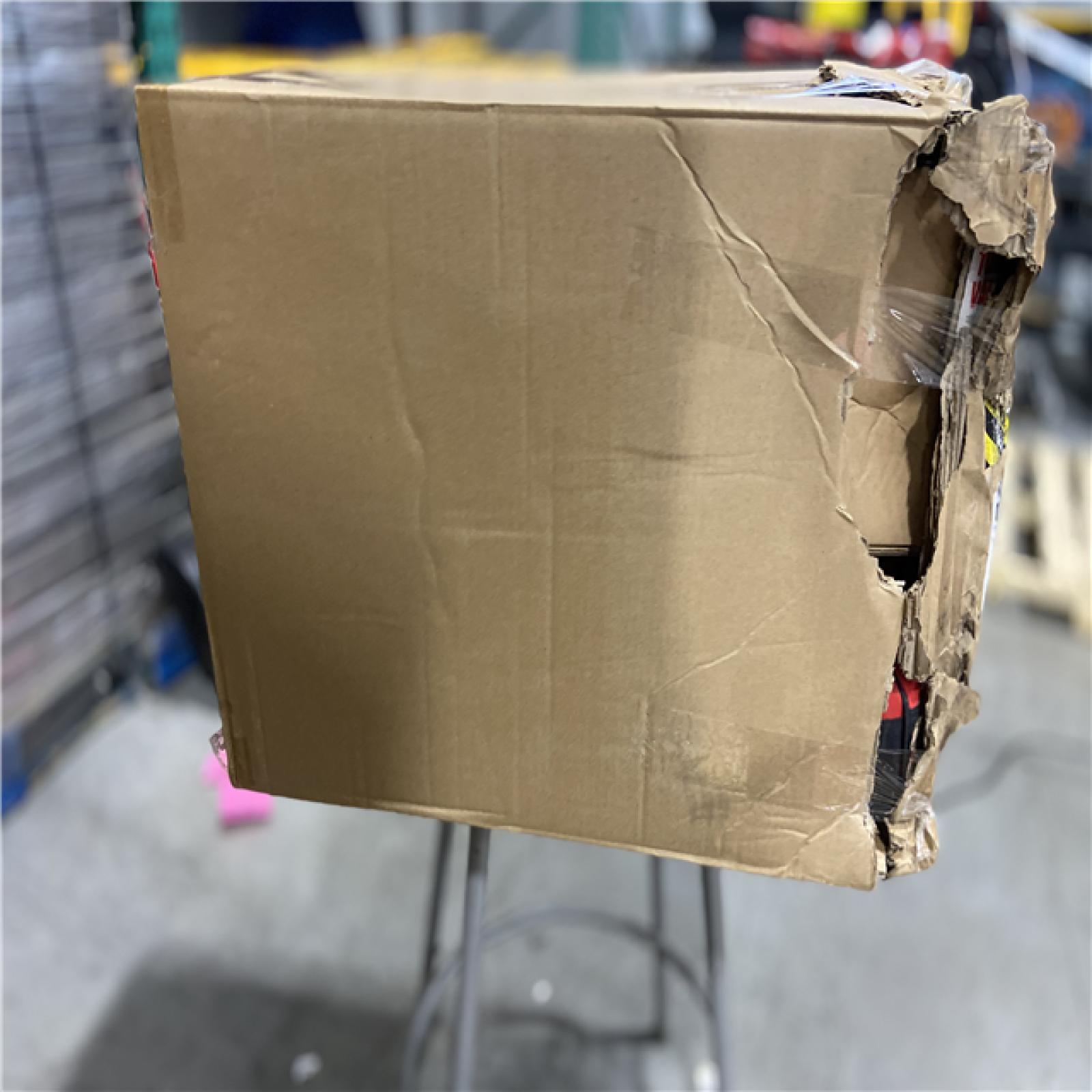 NEW! - Milwaukee M18 18-Volt Lithium-Ion Cordless Combo Kit (9-Tool)