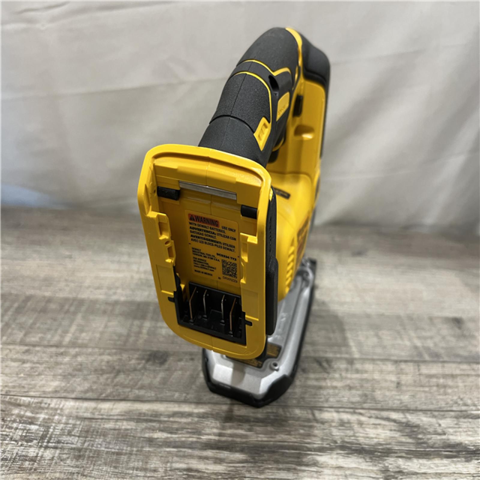 AS-IS DEWALT 20V MAX XR Cordless Brushless Jigsaw (Tool Only)