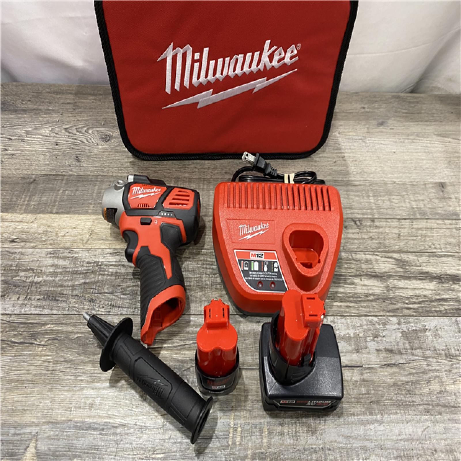 AS-IS Milwaukee 12V Lithium-Ion Cordless Variable Speed Polisher/Sander Kit