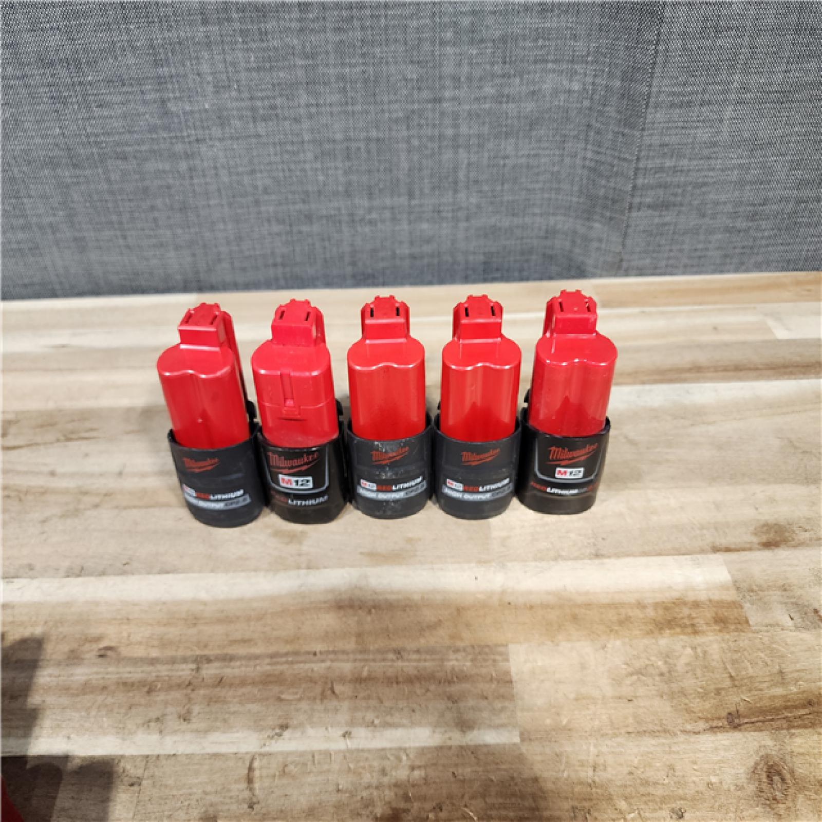 HOUSTON LOCATION - AS-IS HOUSTON LOCATION - AS-IS MILWAUKEE BATTERY PACK QTY - 10