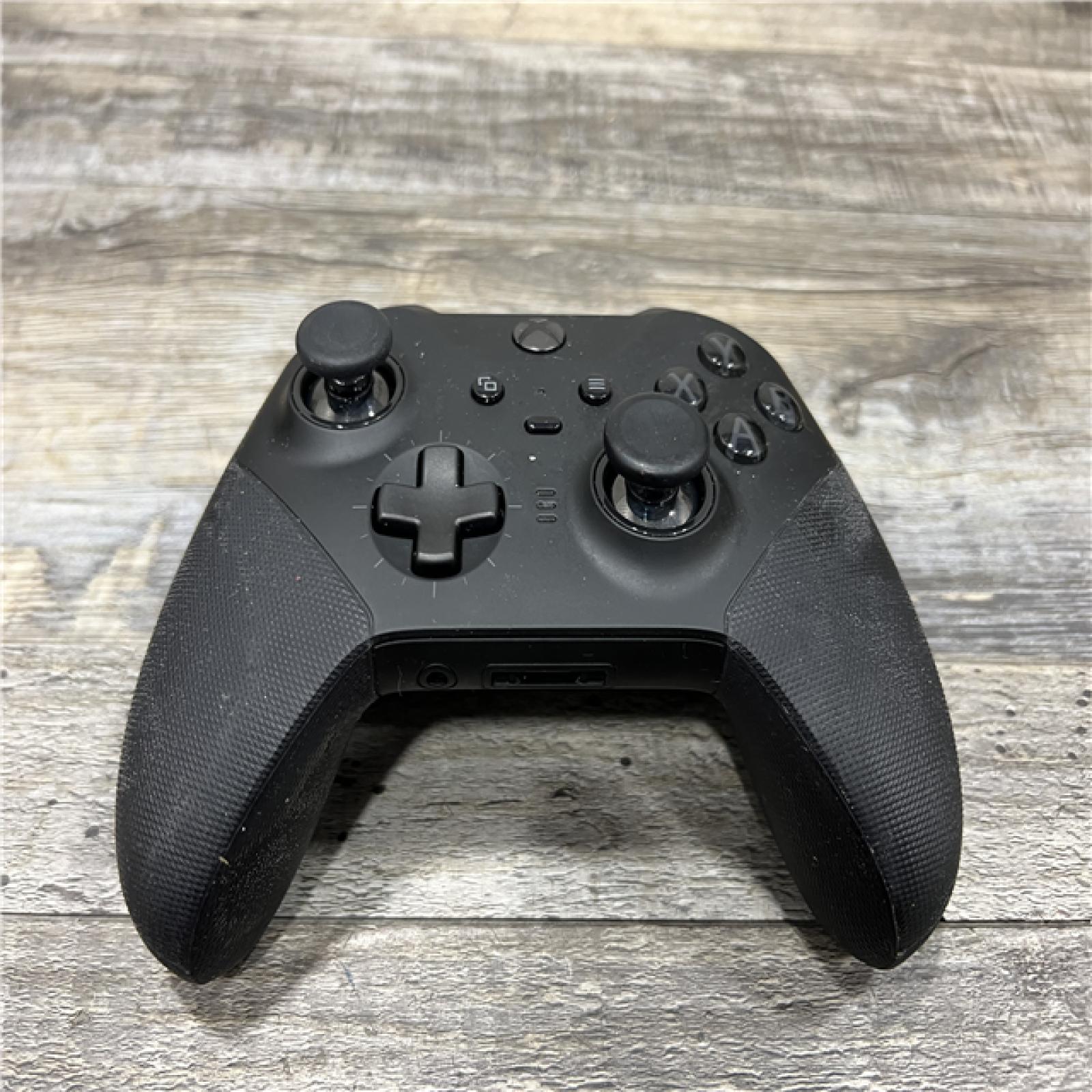 AS-IS Microsoft - Elite Series 2 Core Wireless Controller
