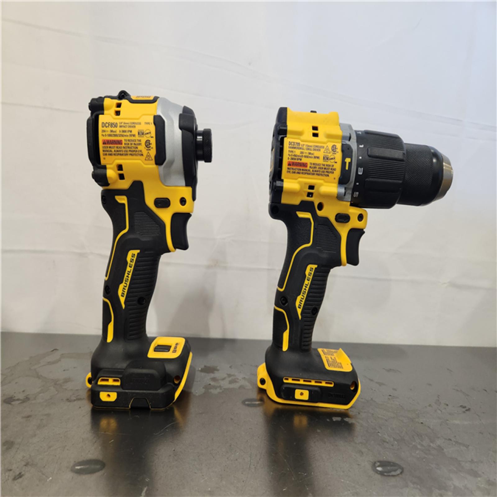 AS-IS- DEWALT ATOMIC 20V MAX Lithium-Ion Cordless 2-Tool Combo Kit