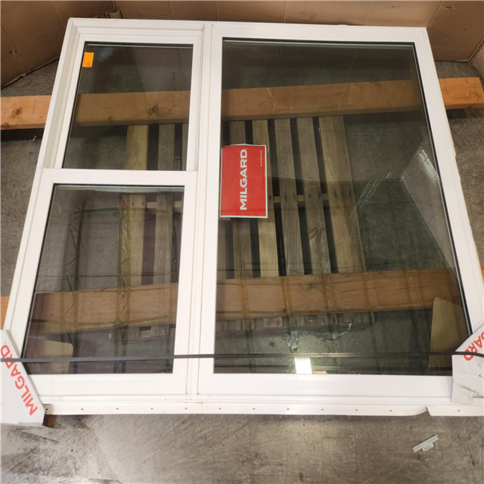 Phoenix LIKE NEW MILGARD Windows and Doors 5' x 6' 8 Large Window 