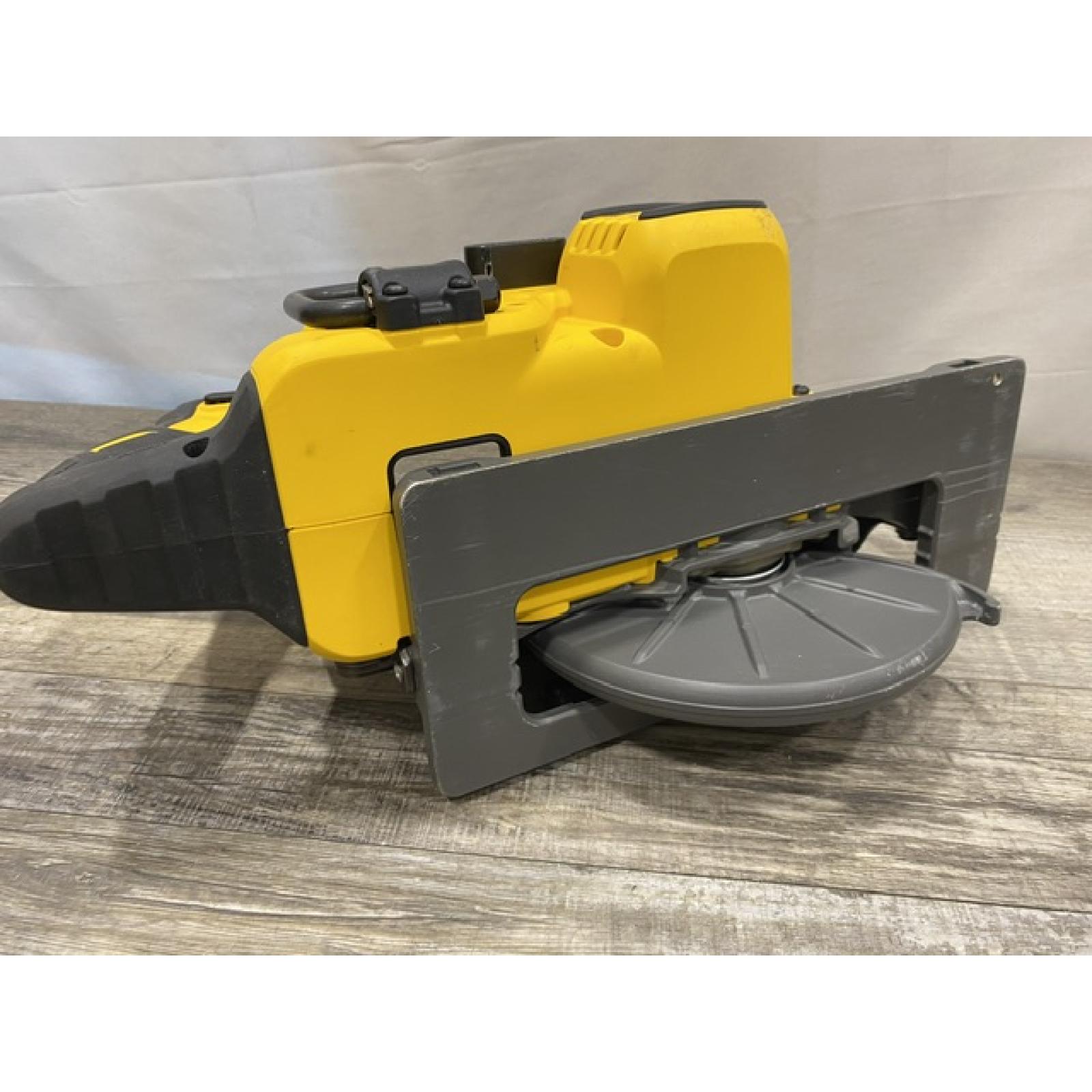 AS-IS DEWALT FLEXVOLT 60V MAX Cordless Brushless 7-1/4 in. Wormdrive Style Circular Saw (Tool Only)