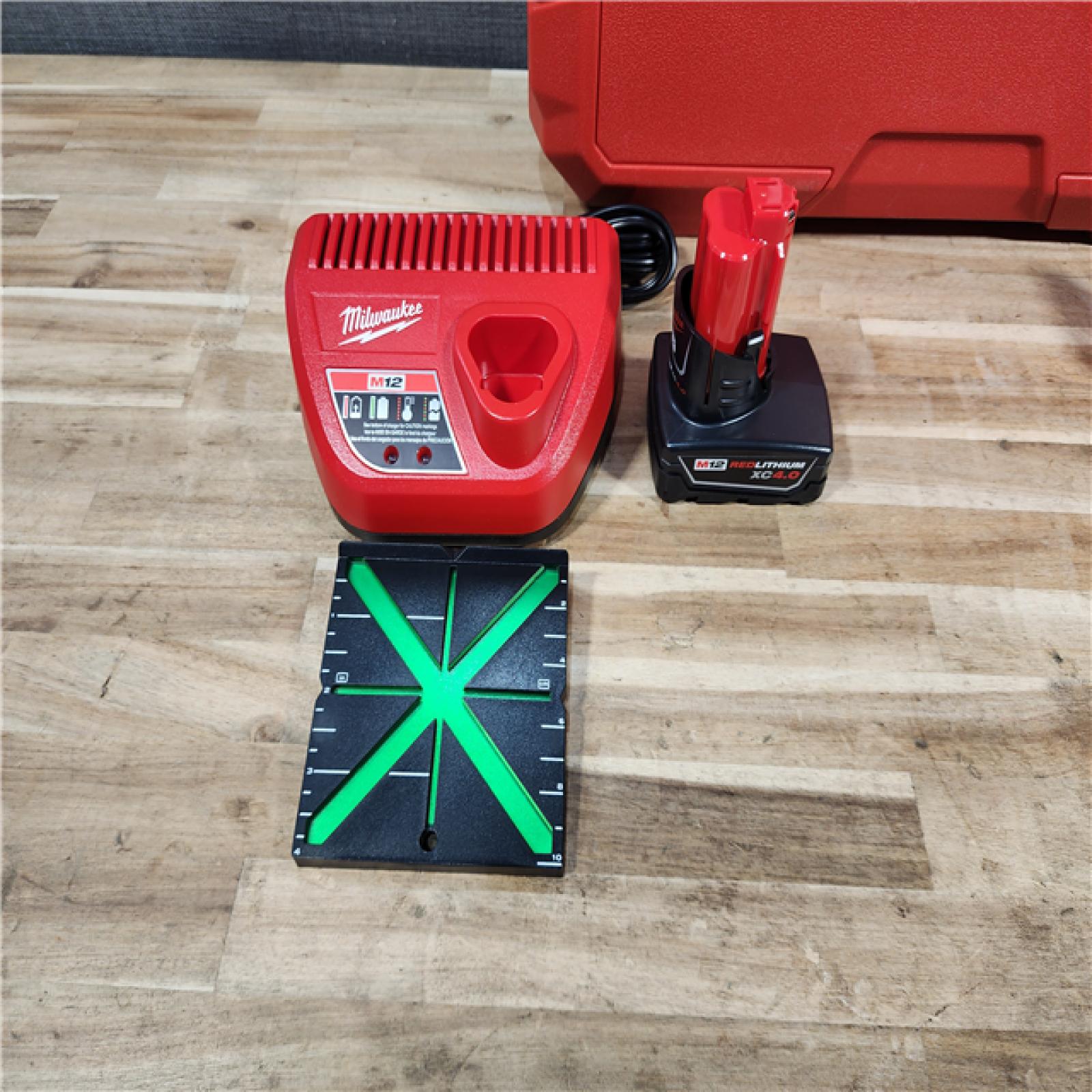 HOUSTON LOCATION - AS-IS (APPEARS LIKE NEW) Milwaukee 12-Volt Lithium-Ion Cordless Green 250 ft. 3-Plane Laser Level Kit