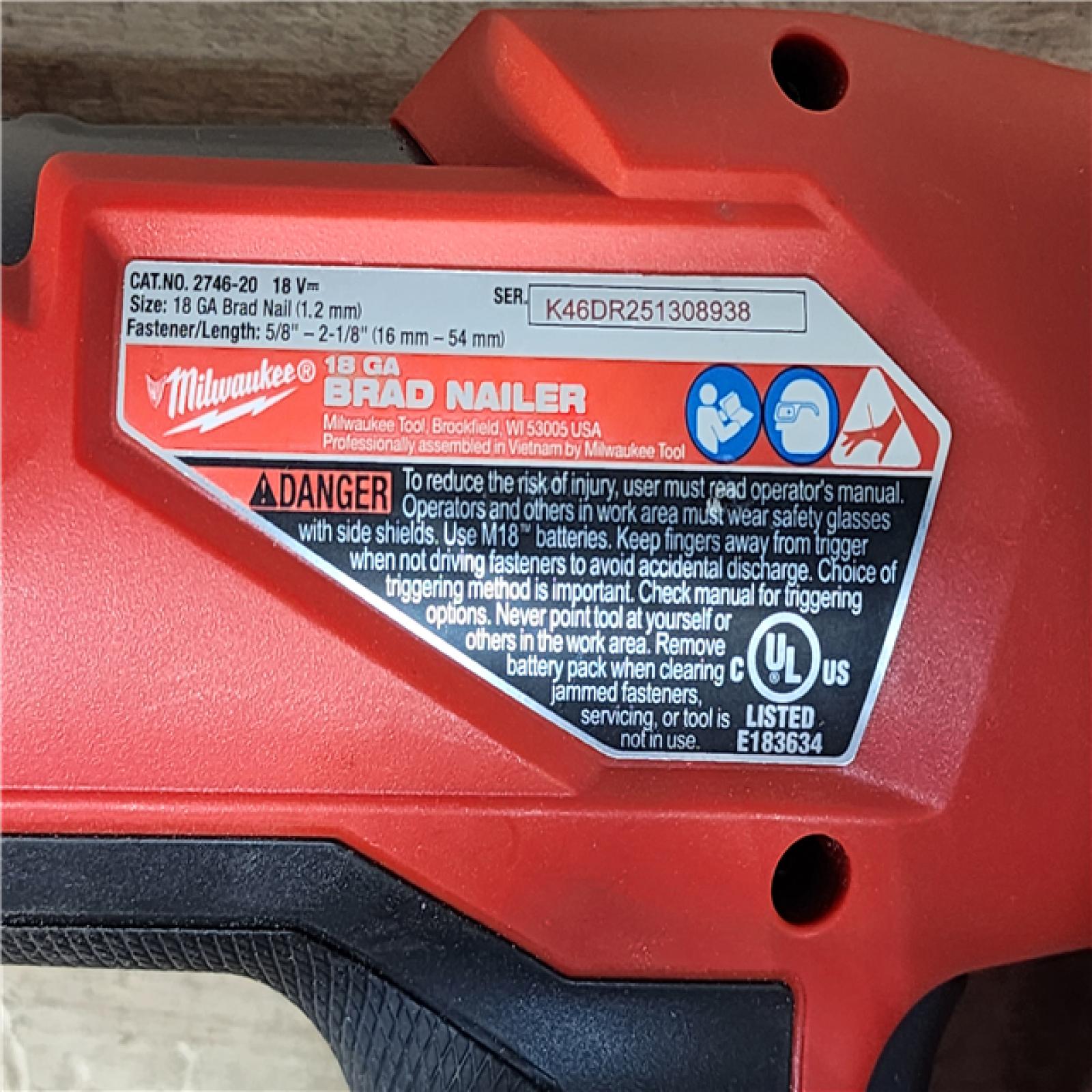 HOUSTON LOCATION - AS-IS Milwaukee FUEL 18-Volt Lithium-Ion Brushless Cordless Gen II 18-Gauge Brad Nailer (Tool-Only)