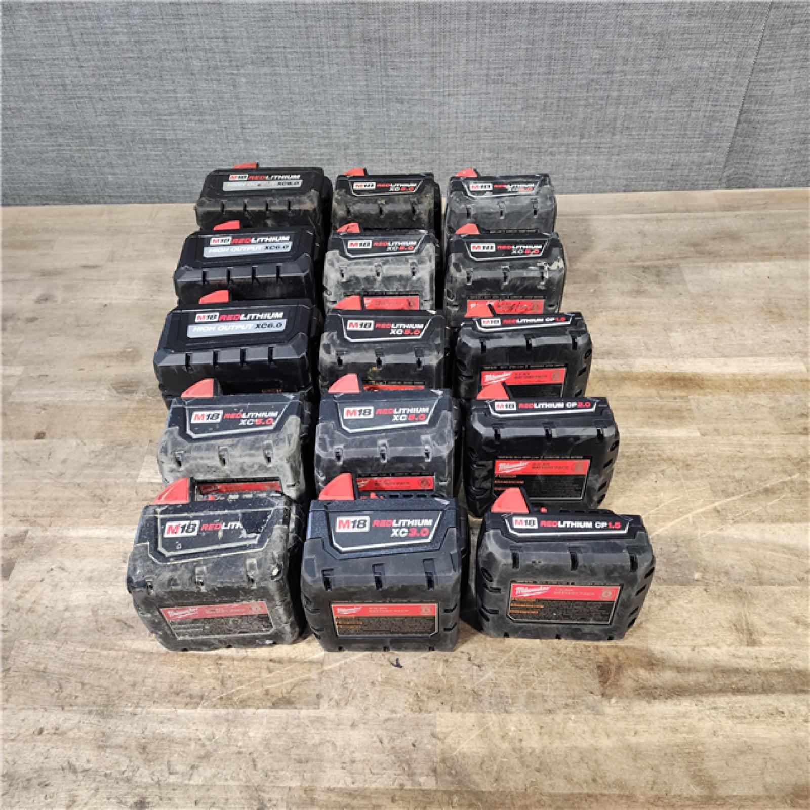 HOUSTON LOCATION - AS-IS MILWAUKEE BATTERY PACK QTY - 15