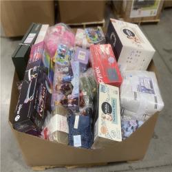 DALLAS LOCATION- NEW! BULLSEYE MIXED CLOTHING PALLET (300 UNITS)