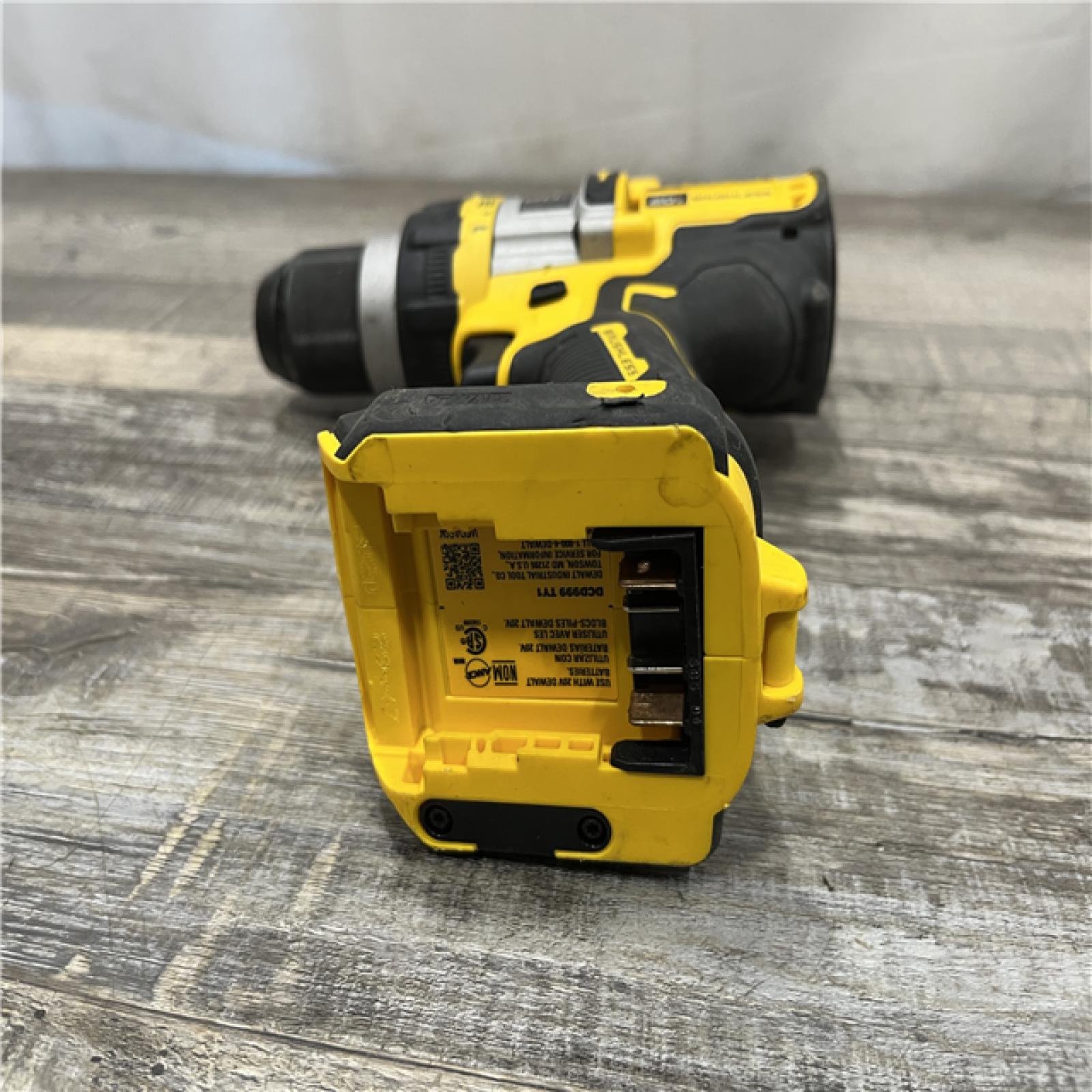 AS-IS DEWALT 20V MAX Brushless Cordless 1/2 in. Hammer Drill/Driver with FLEXVOLT ADVANTAGE (Tool Only)