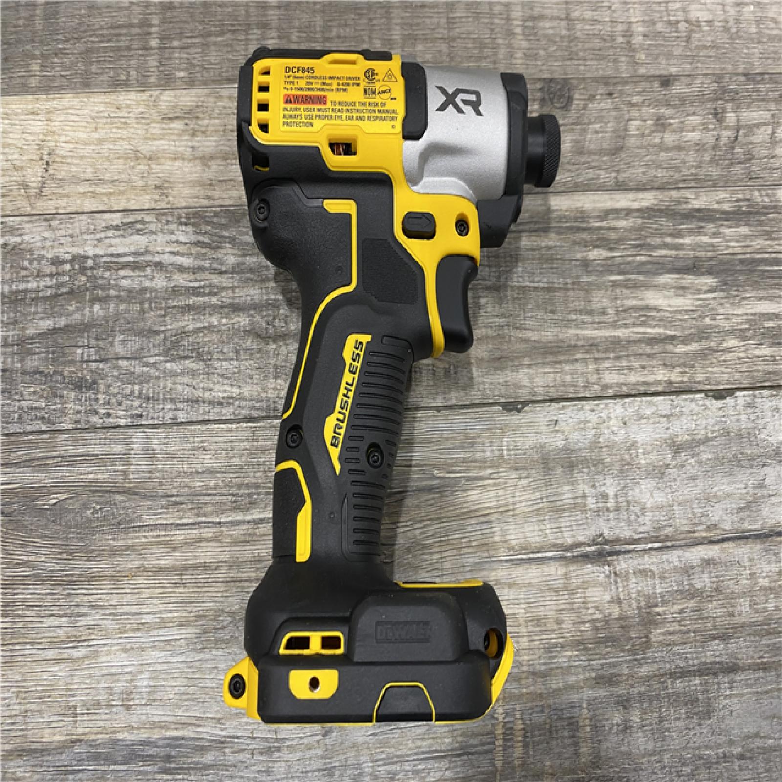 AS-IS DEWALT 20V MAX XR Brushless Cordless 3-Speed Impact Driver Kit