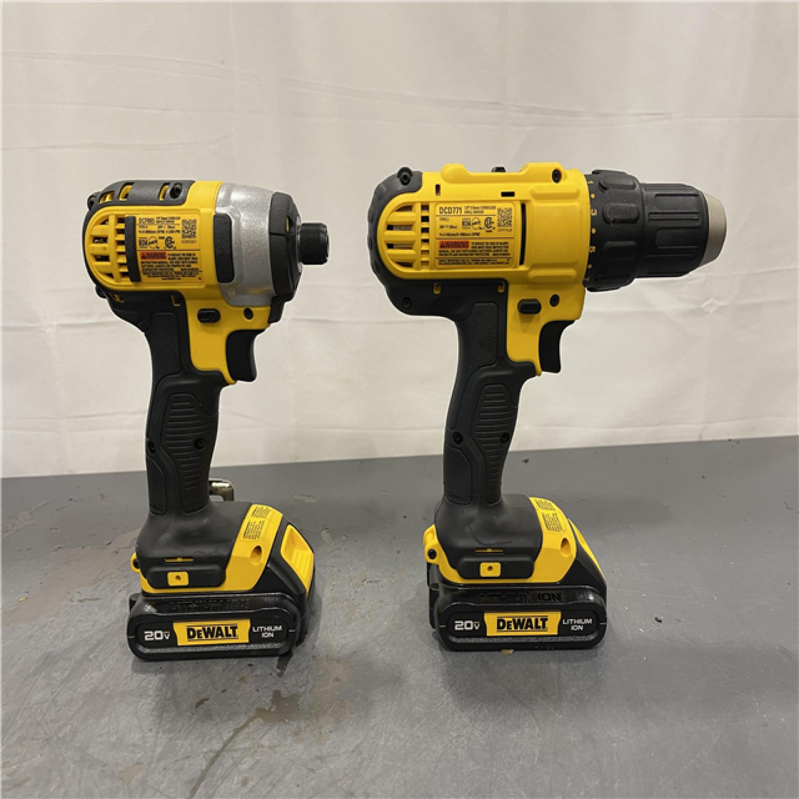 AS-IS - DeWALT 20V MAX Cordless Drill Driver/Impact Driver Combo Kit