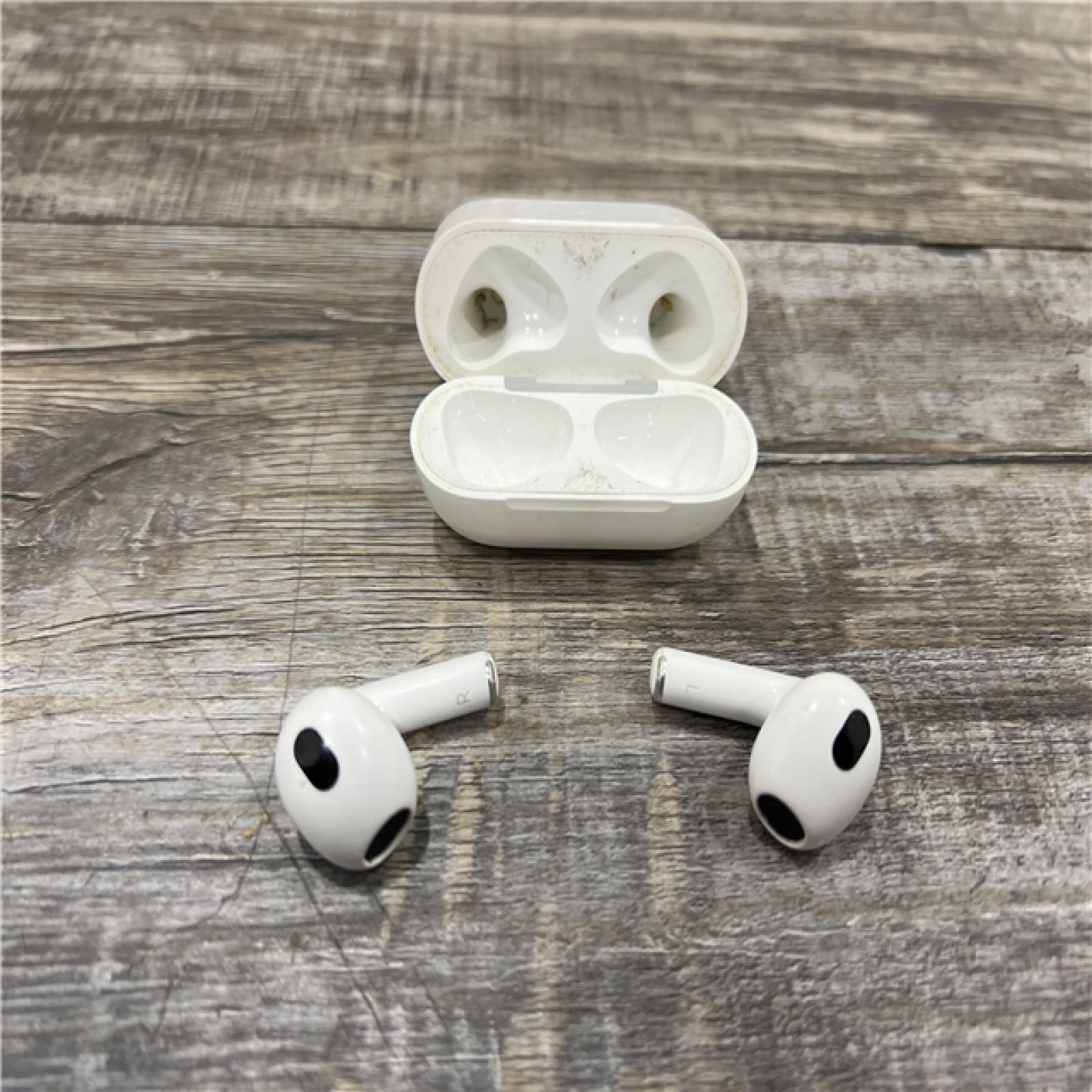 AS-IS AirPods (3rd Generation) with Lightning Charging Case
