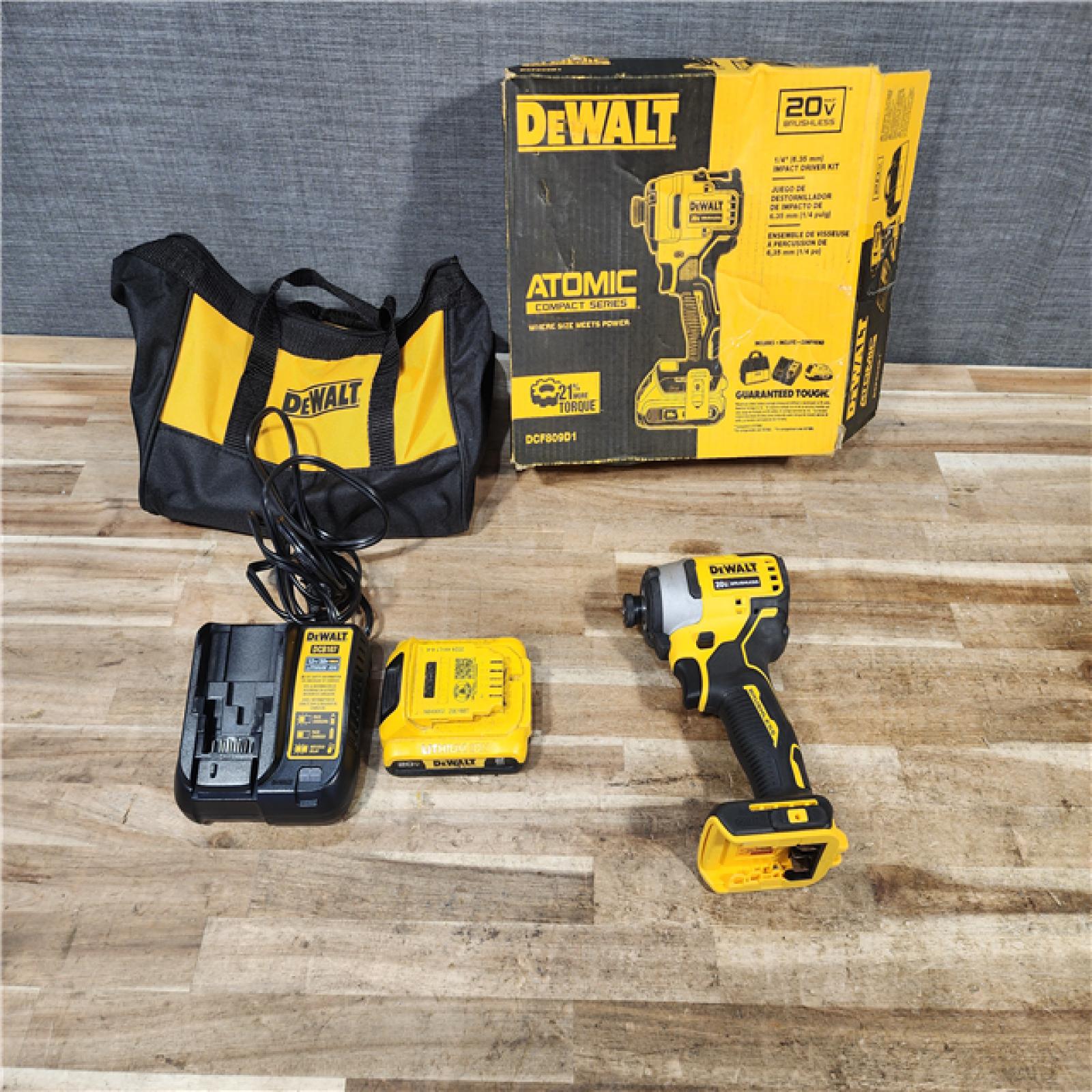 HOUSTON LOCATION - AS - IS DEWALT Atomic 20V Max Lithium-Ion Brushless Cordless Compact 1/4 in. Impact Driver Kit