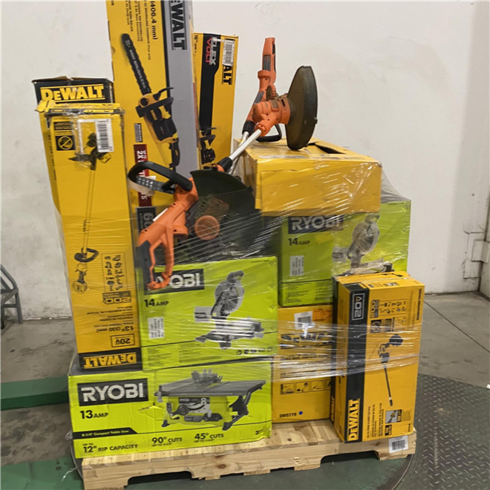 Dallas Location - As-Is Tool Pallet