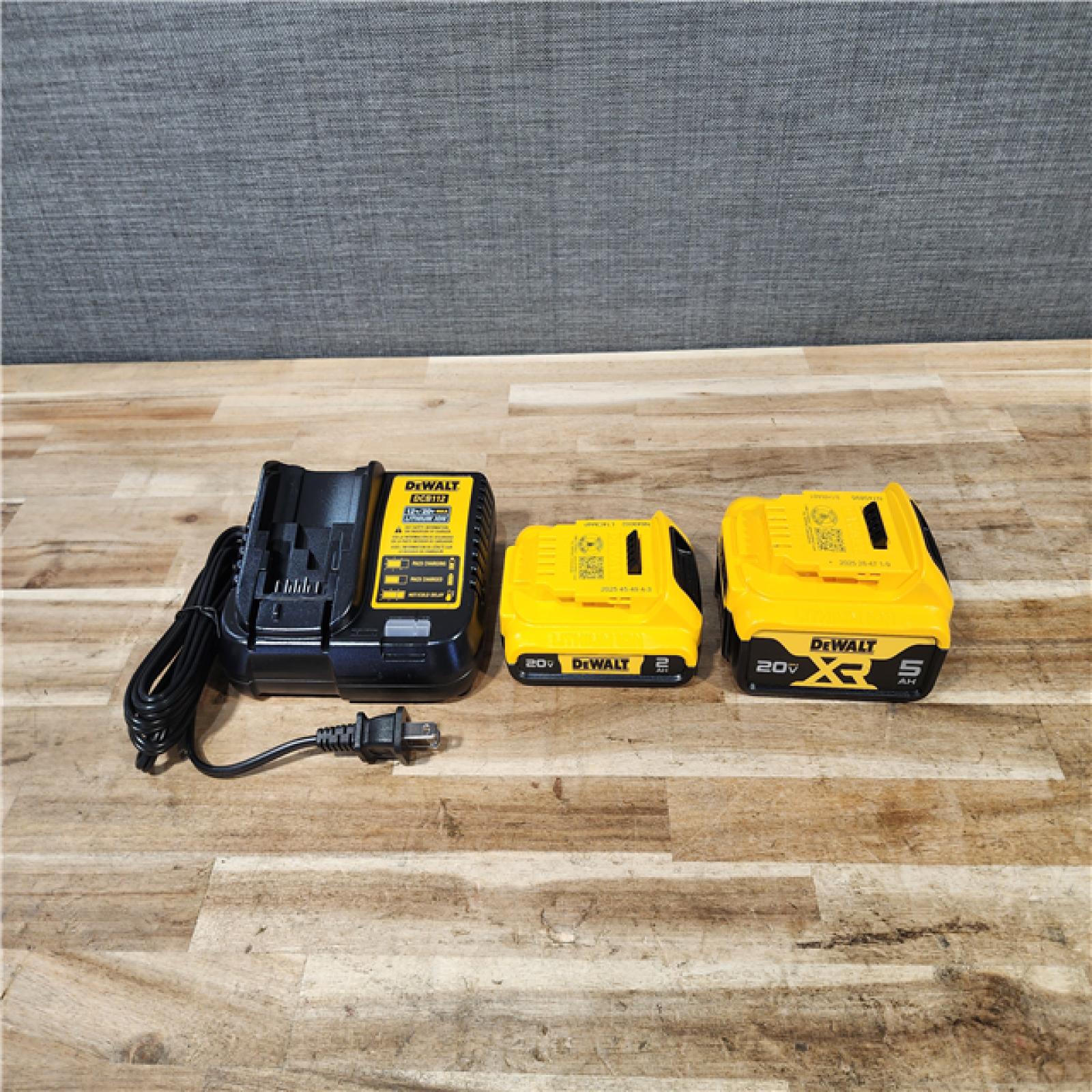 HOUSTON LOCATION - AS-IS DEWALT 2 TOOL COMBO KIT W/ (2) BATTERY & CHARGER