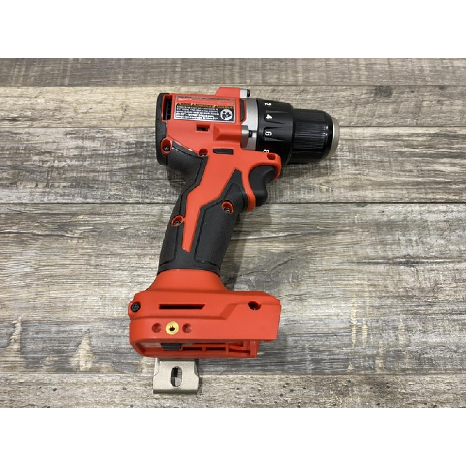 AS-IS Milwaukee 18V Lithium-Ion Brushless Cordless 1/2 in. Compact Drill/Driver Kit