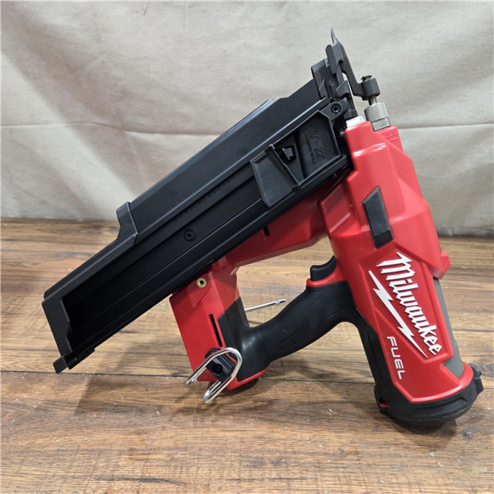 AS-IS Milwaukee 2744-20 M18 FUEL 21-Degree Cordless Framing Nailer (Tool Only)