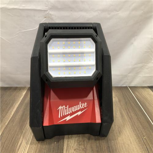 AS-IS Milwaukee GEN-2 18-Volt Lithium-Ion Cordless 4000 Lumens ROVER LED AC/DC Flood Light (Tool-Only)