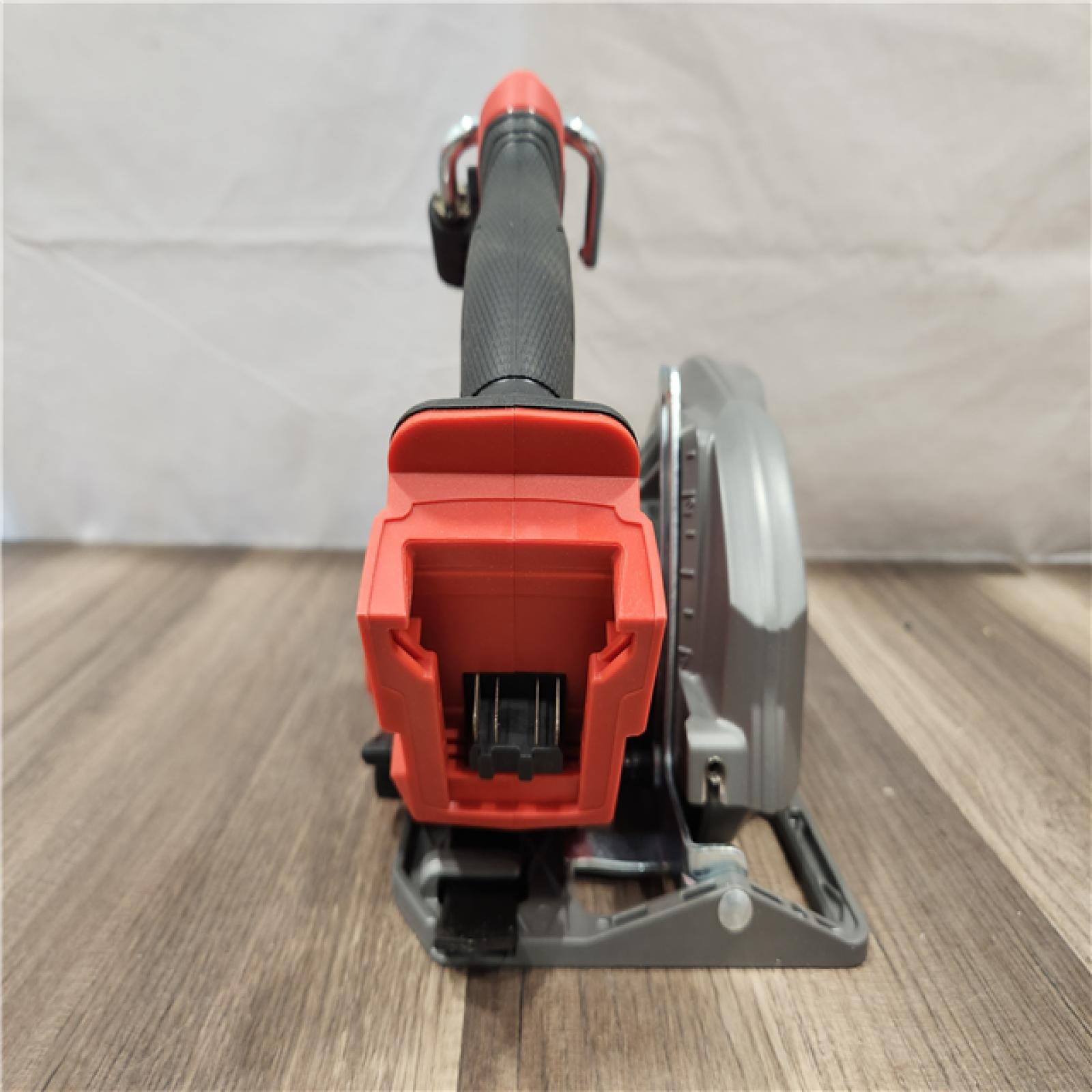 AS-IS- Milwaukee M18 FUEL 7-1/4 Inch Circular Saw (Bare Tool)