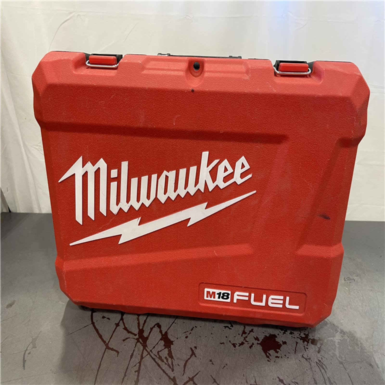 AS-IS - Milwaukee M18 FUEL 18V Lithium-Ion Brushless Cordless 1/2 in. Hammer Drill Driver Kit