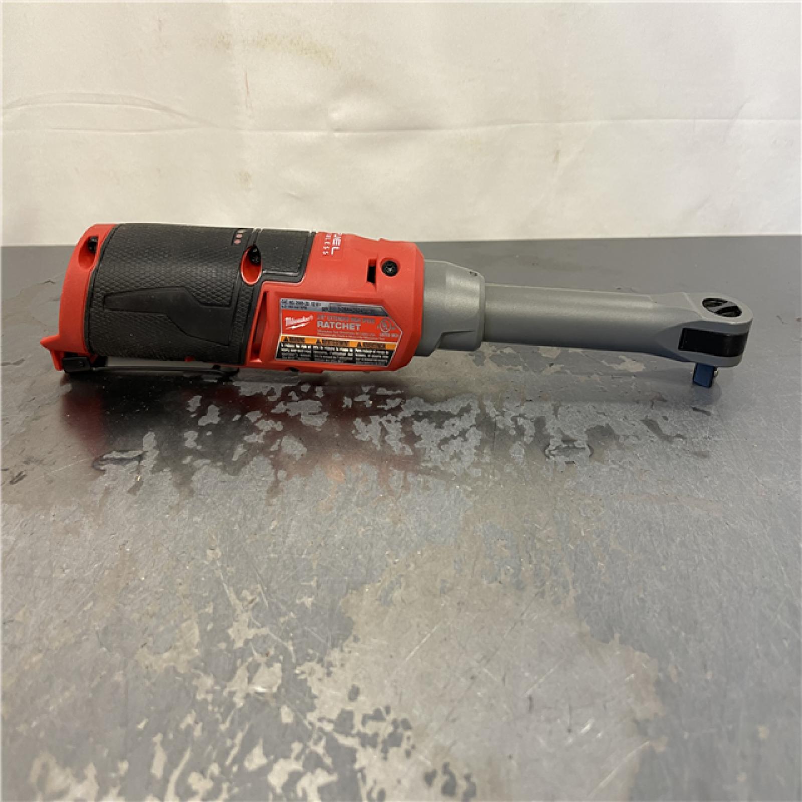 AS-IS - Milwaukee M12 FUEL 12V Lithium-Ion Brushless Cordless 3/8 in. Extended Reach High Speed Ratchet