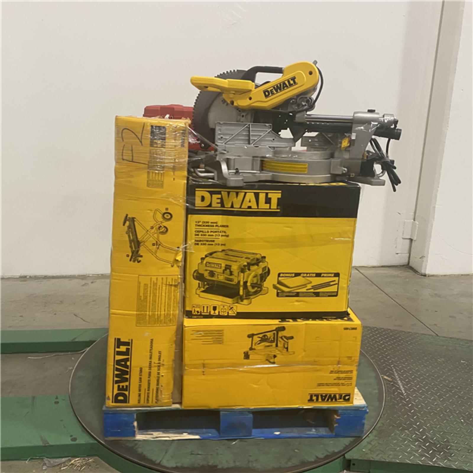 Dallas Location - As-Is Tool Pallet