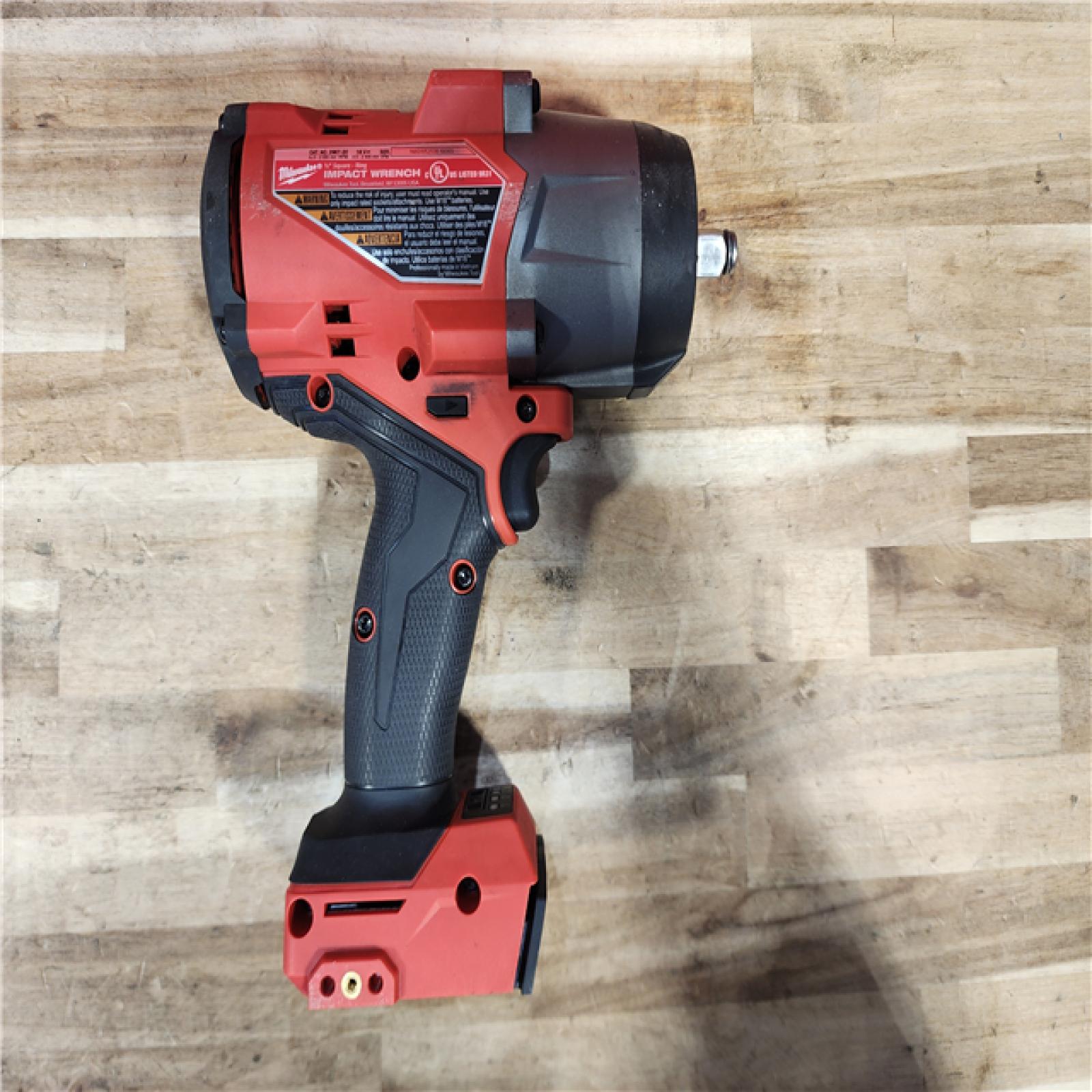 HOUSTON LOCATION - AS-IS Milwaukee FUEL 18V Lithium-Ion Brushless Cordless 1/2 in. Impact Wrench w/Friction Ring Kit