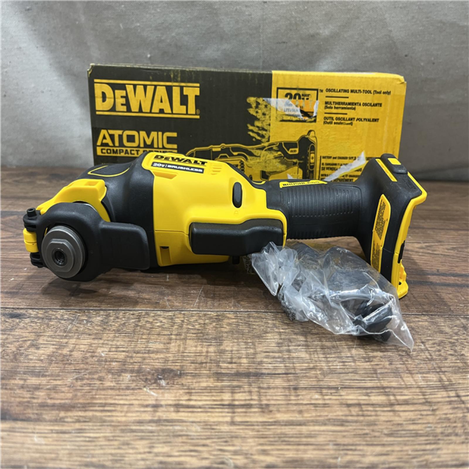AS-IS DEWALT ATOMIC 20V MAX Cordless Brushless Oscillating Multi Tool (Tool Only)
