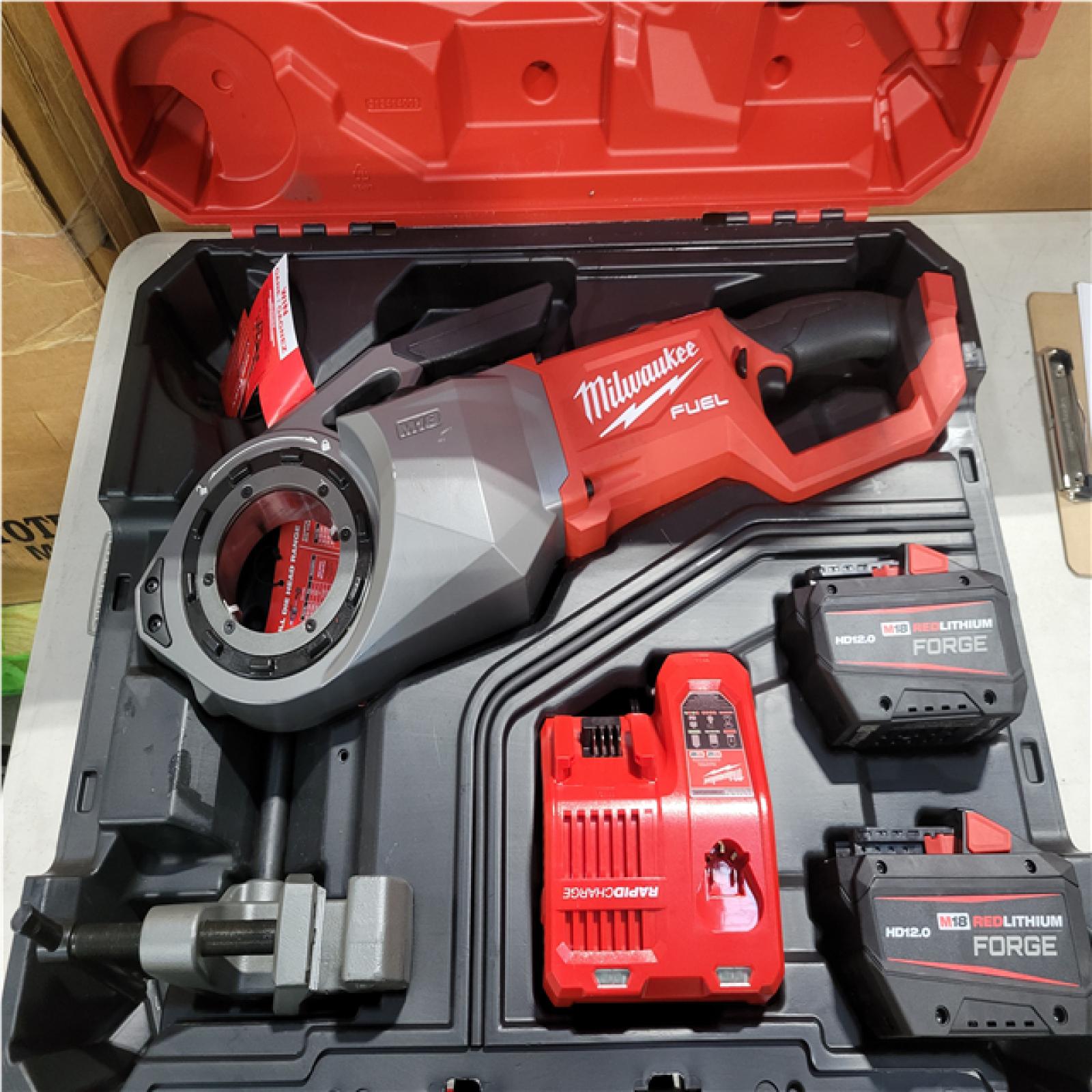 CALIFORNIA AS-IS (UNTESTED) MILWAUKEE M18 FUEL PIPE THREADER