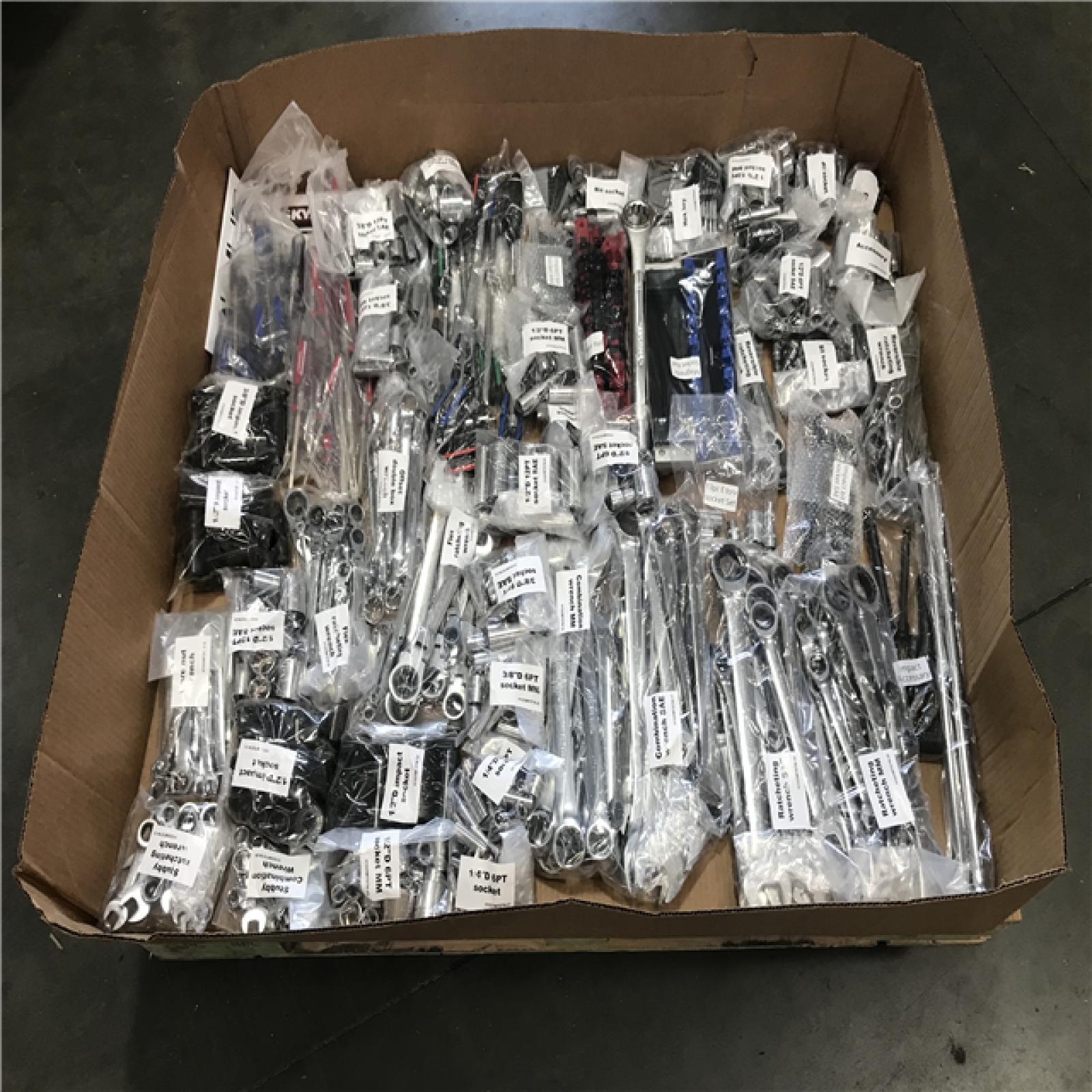California NEW Husky Master Mechanics Tool Set 1025 Pcs