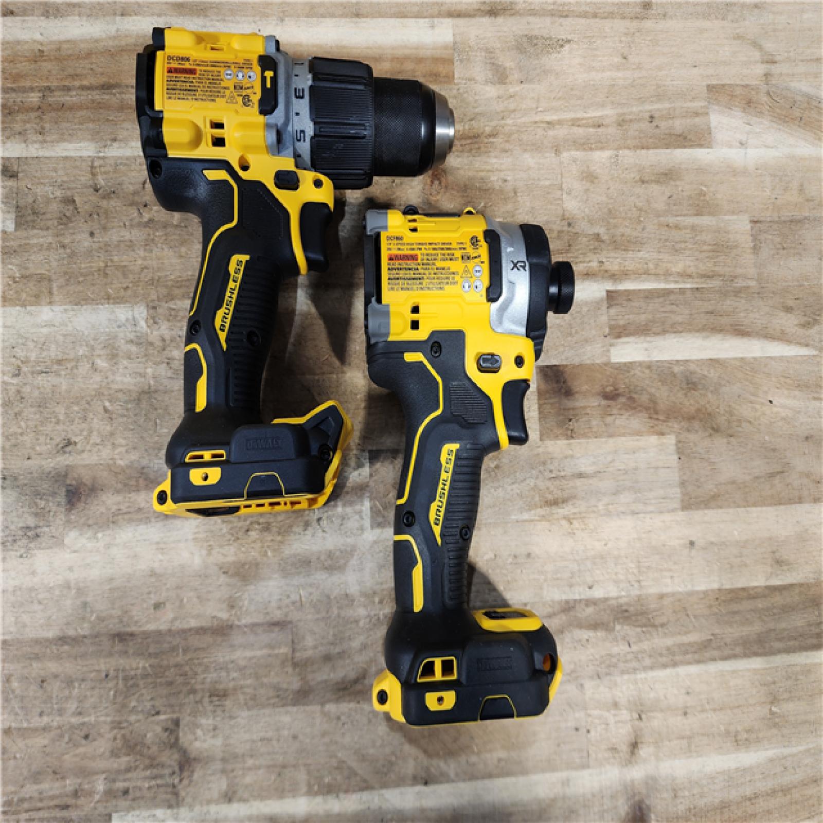 HOUSTON LOCATION - AS-IS DEWALT 20V Lithium-Ion Cordless 2-Tool Combo Kit with 20V/60V FLEXVOLT 9 Ah Battery  4 Ah Battery and Charger