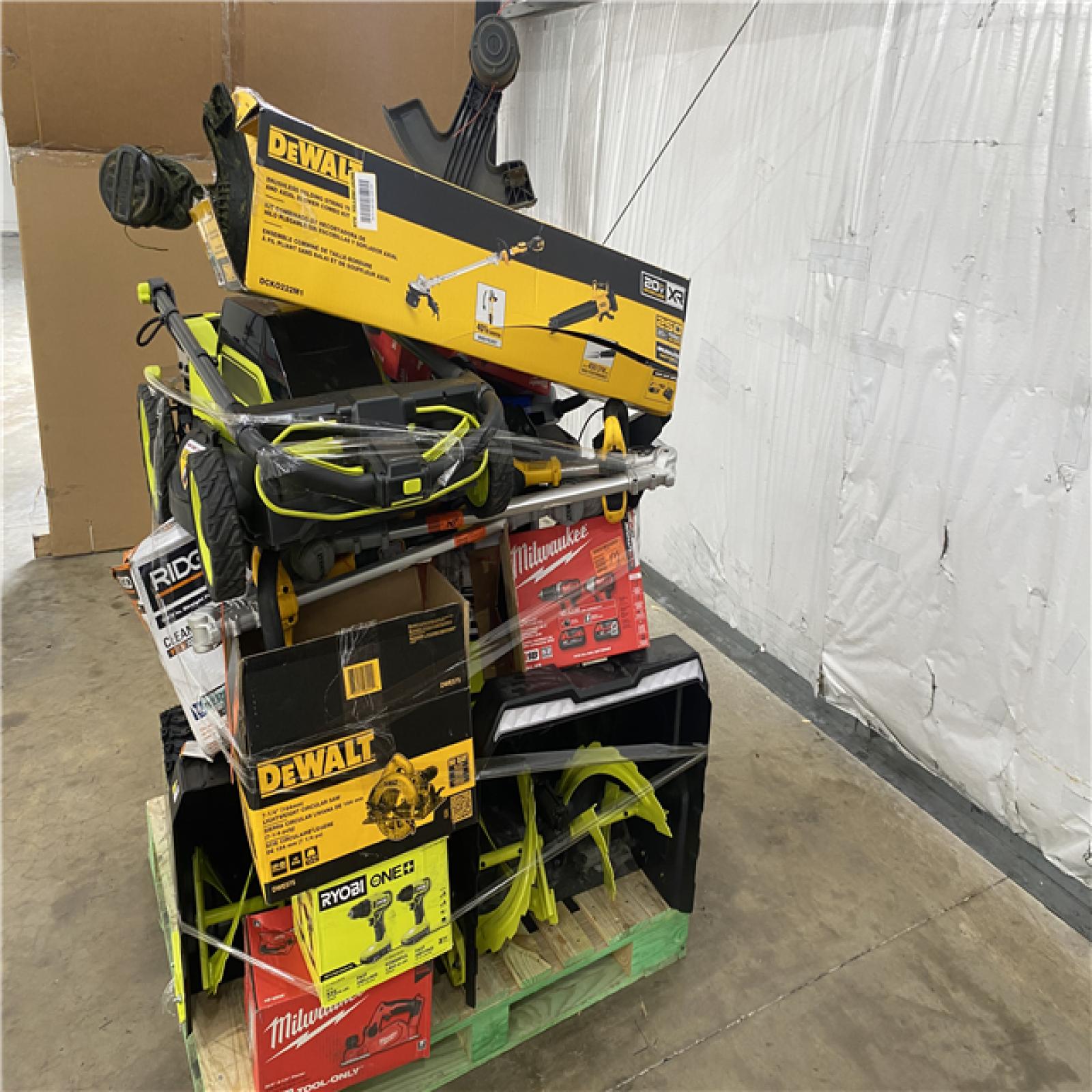 Houston Location AS IS - Tool Pallet