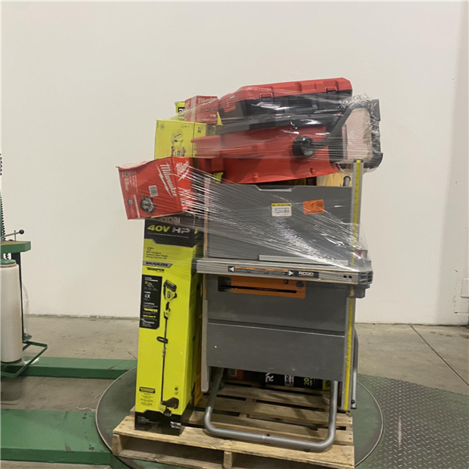 Dallas Location - As-Is Tool Pallet