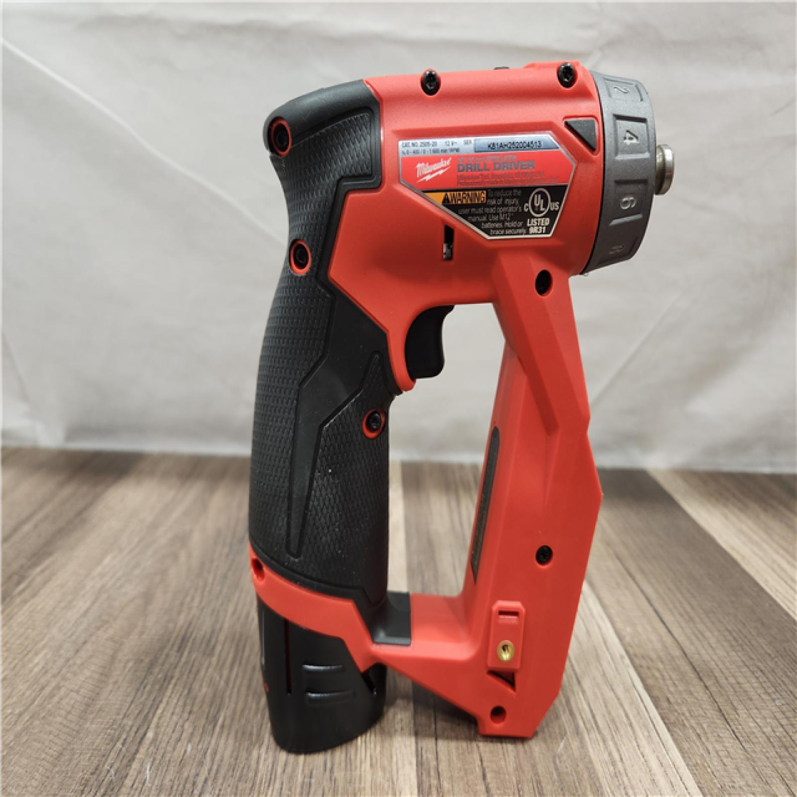AS-IS- Milwaukee M12 FUEL Lithium-Ion 3/8 in. Cordless Installation Drill Driver Kit (2 Ah)