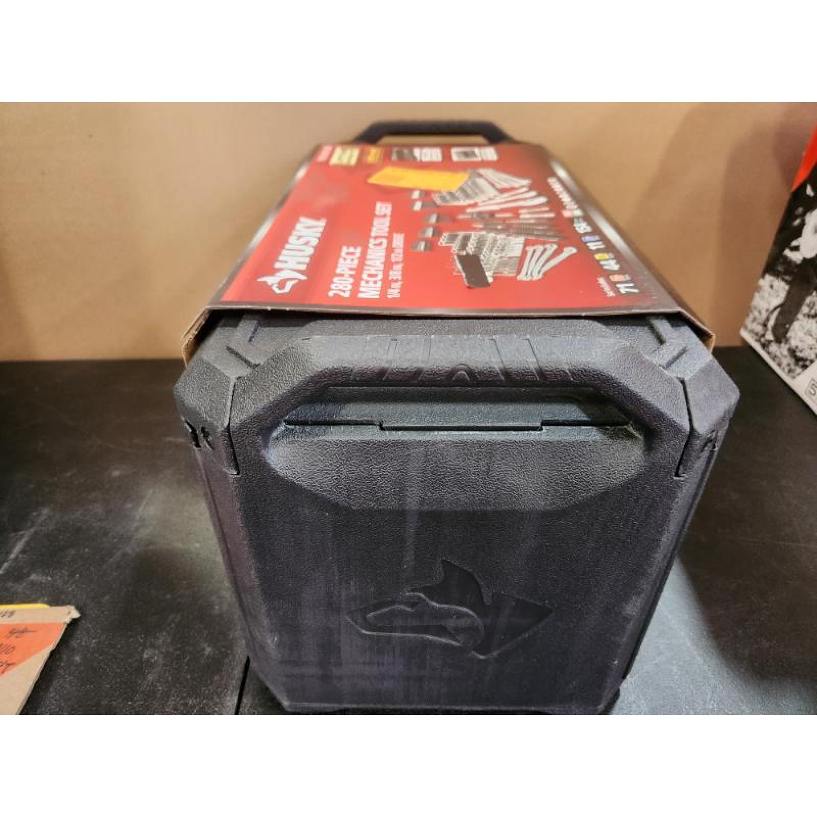 Phoenix NEW Husky 280-Piece SAE/Metric Mechanics Tool Set with Tool Box