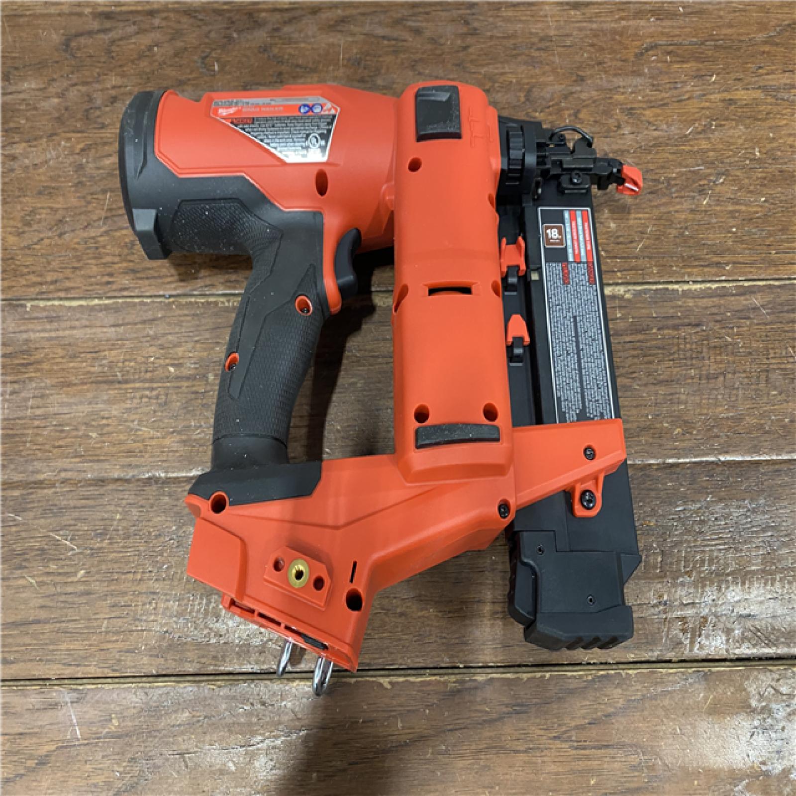 AS-IS Milwaukee M18 FUEL 18 Gauge Brad Nailer