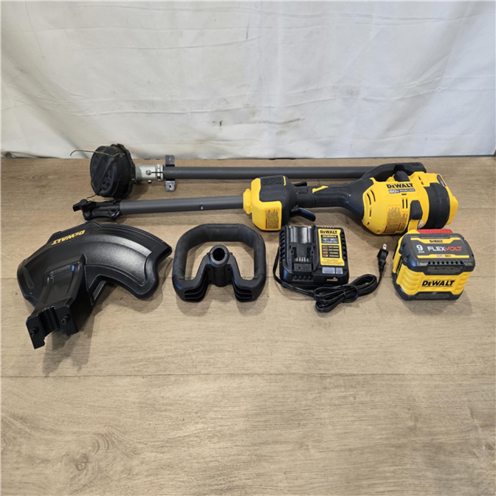 AS-IS DEWALT FLEXVOLT 60V MAX 17 in. Cordless Attachment Capable Trimmer Kit